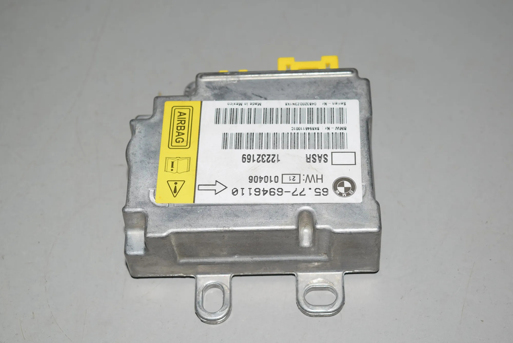 SRS Control Unit – OEM 6946110 · BMW 7 (E65, E66, E67) BMW 7 (E65, E66, E67) 730 d 2004