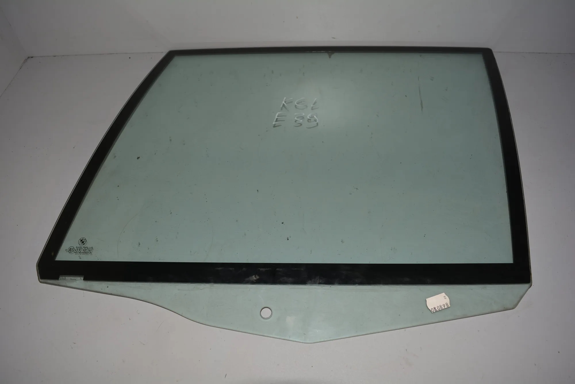 Rear Left Door Window · BMW 5 Touring (E39) BMW 5 Touring (E39) 2001 – 2