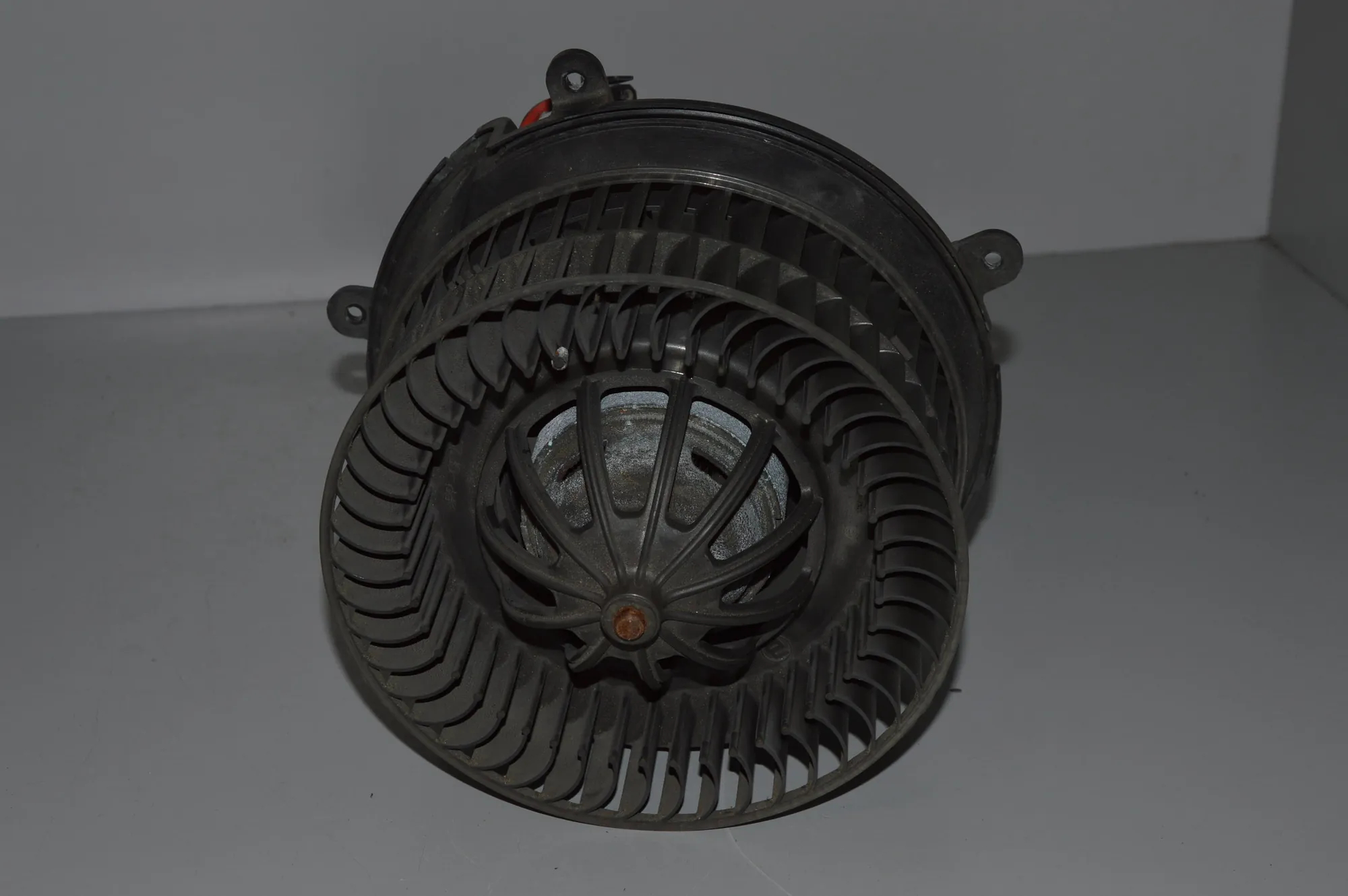Heater Blower Fan · BMW 7 (E65, E66, E67) BMW 7 (E65, E66, E67) 730 Ld 2005