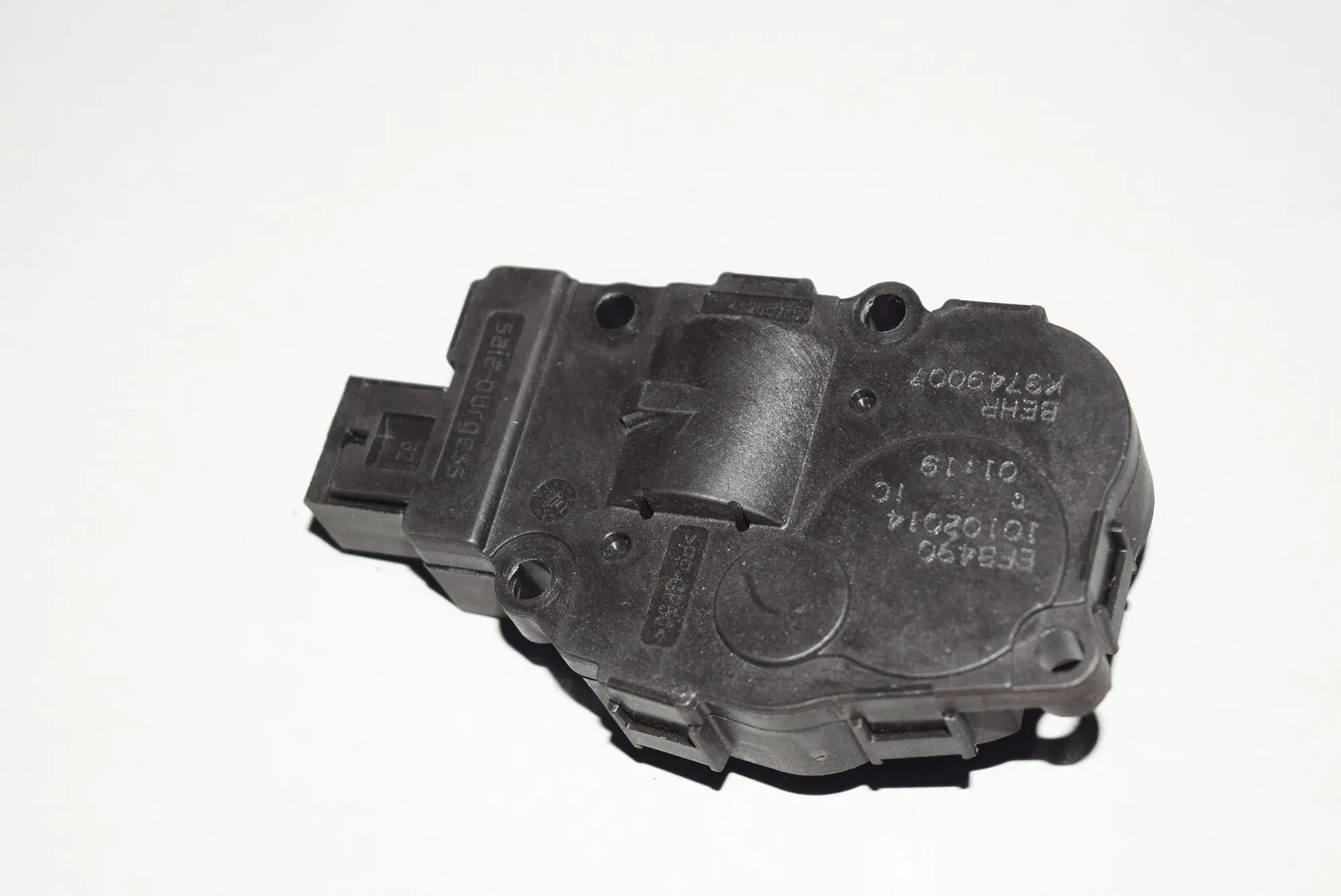 Other Control Units – OEM 10102014K69746007 · BMW 5 Touring (F11) BMW 5 Touring (F11) 525 d xDrive 2014 – 3