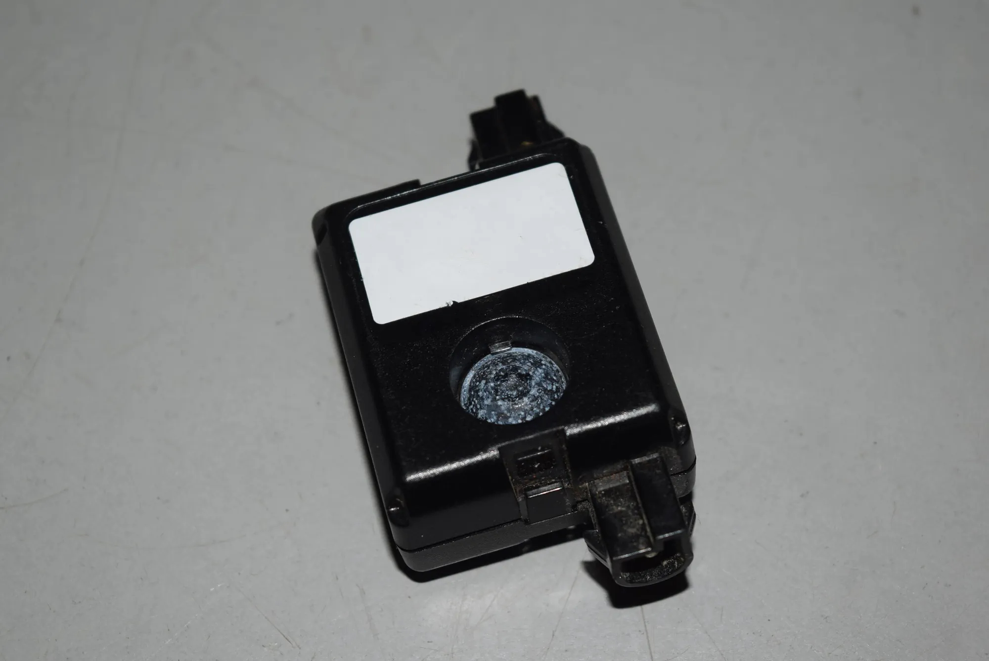 Antenna Amplifier – OEM 9231466 · BMW 3 (F30, F80) BMW 3 (F30, F80) 328 i 2011 – 3