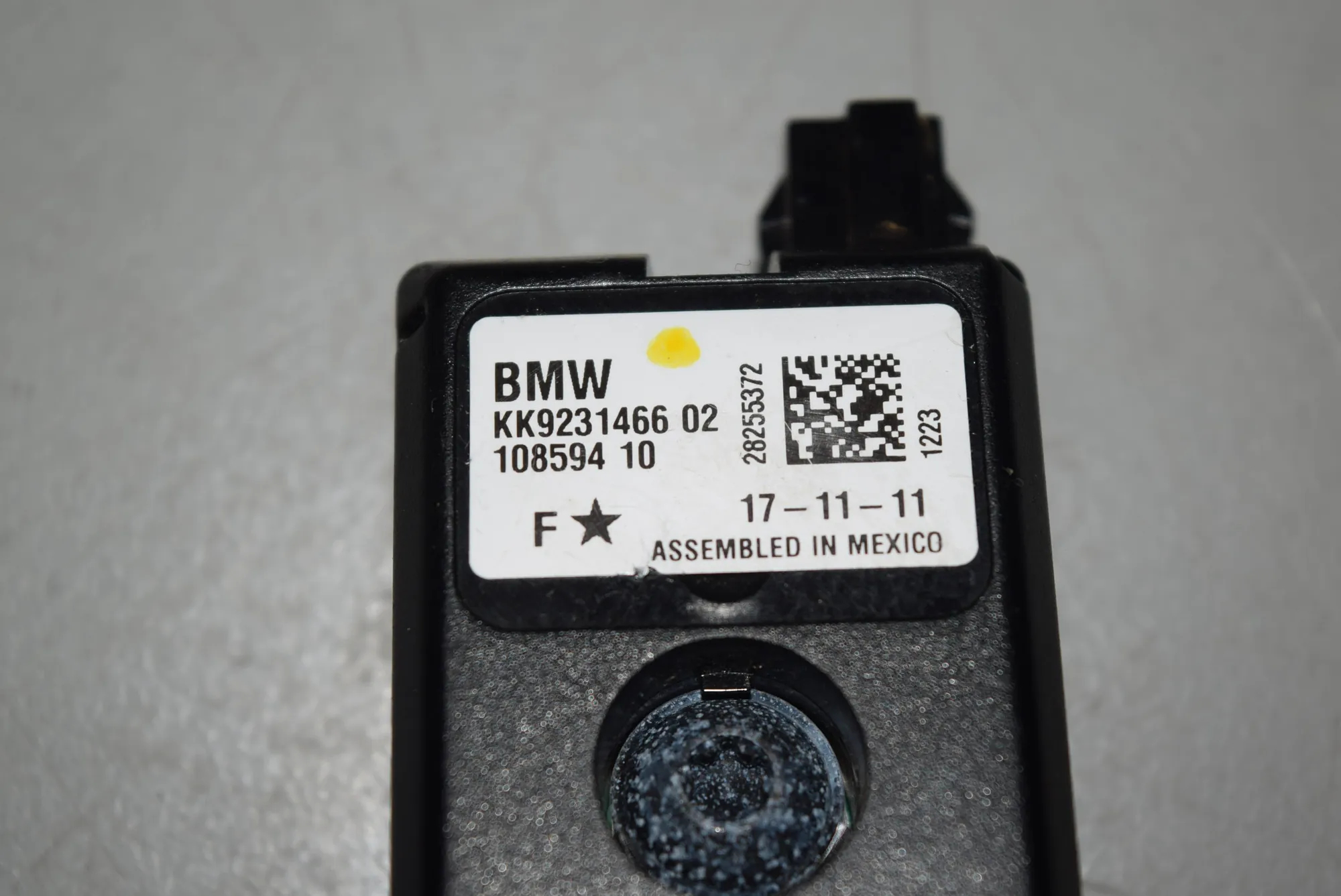 Antenna Amplifier – OEM 9231466 · BMW 3 (F30, F80) BMW 3 (F30, F80) 328 i 2011 – 2