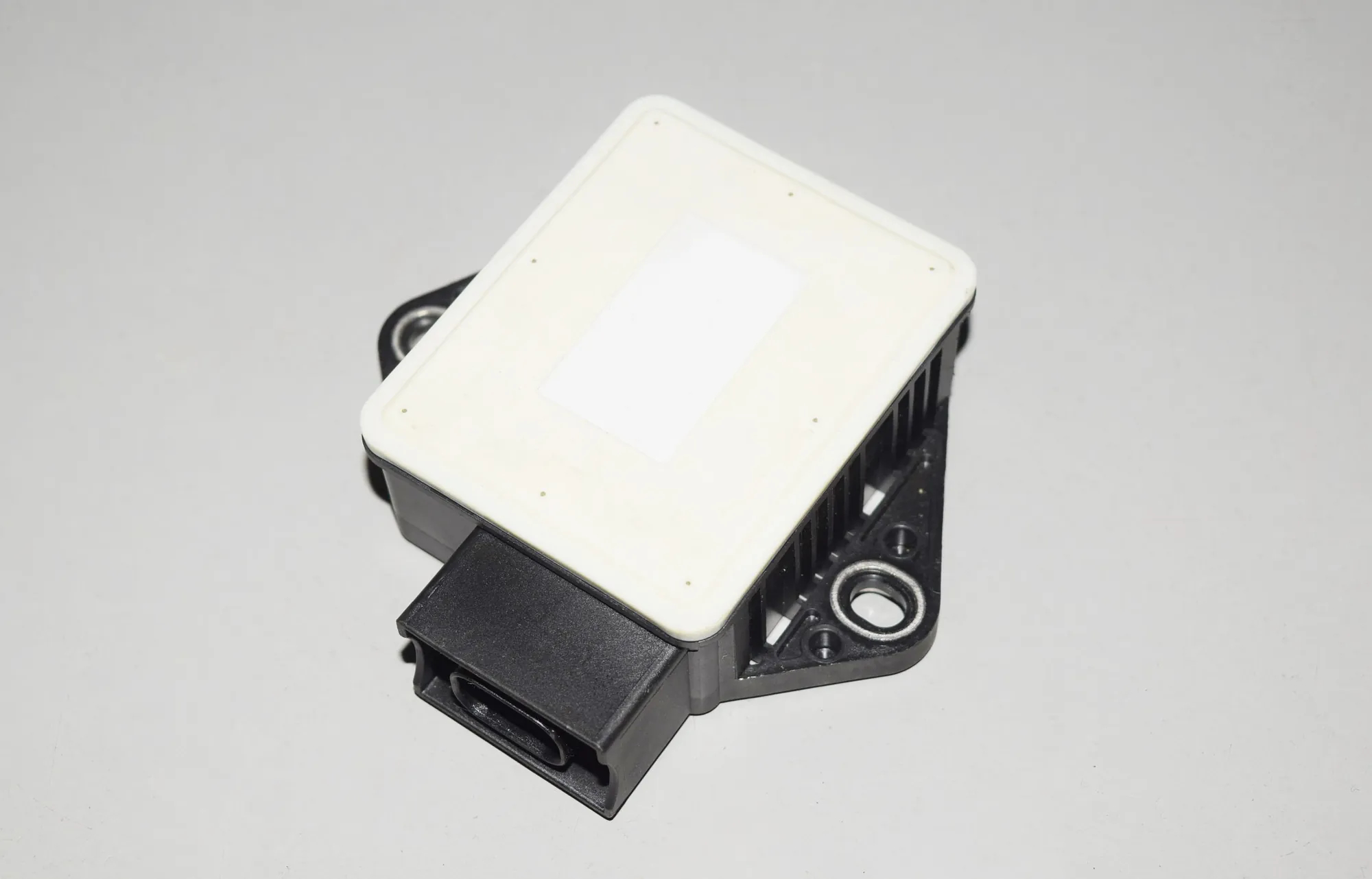 Acceleration Sensor – OEM 67746020265005681 · BMW 5 (E60) BMW 5 (E60) 2006 – 4