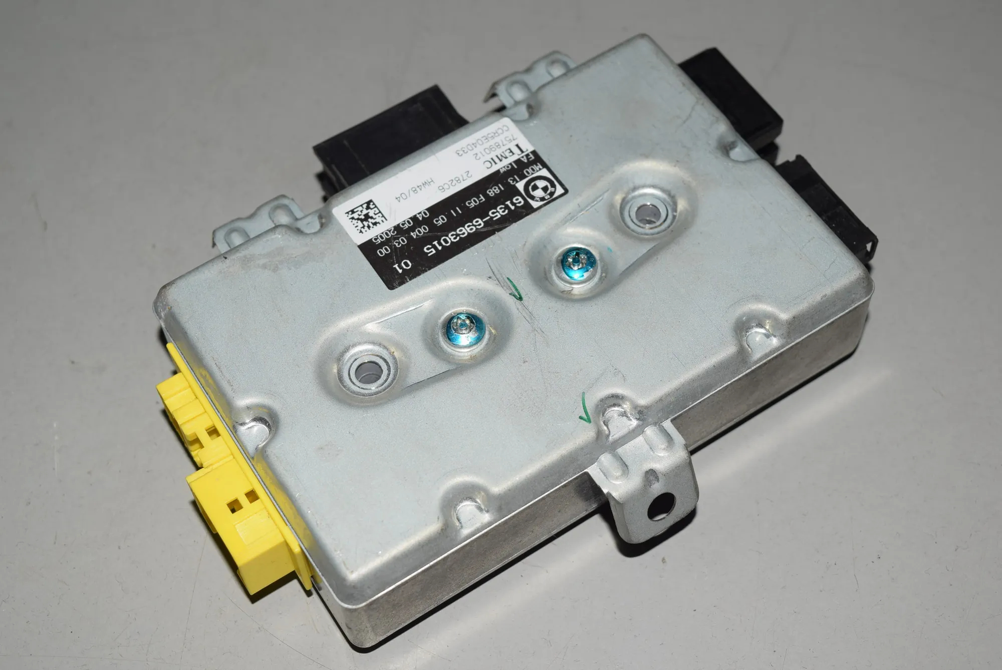 SRS Control Unit – OEM 6963015 · BMW 5 (E60) BMW 5 (E60) 2005 – 2