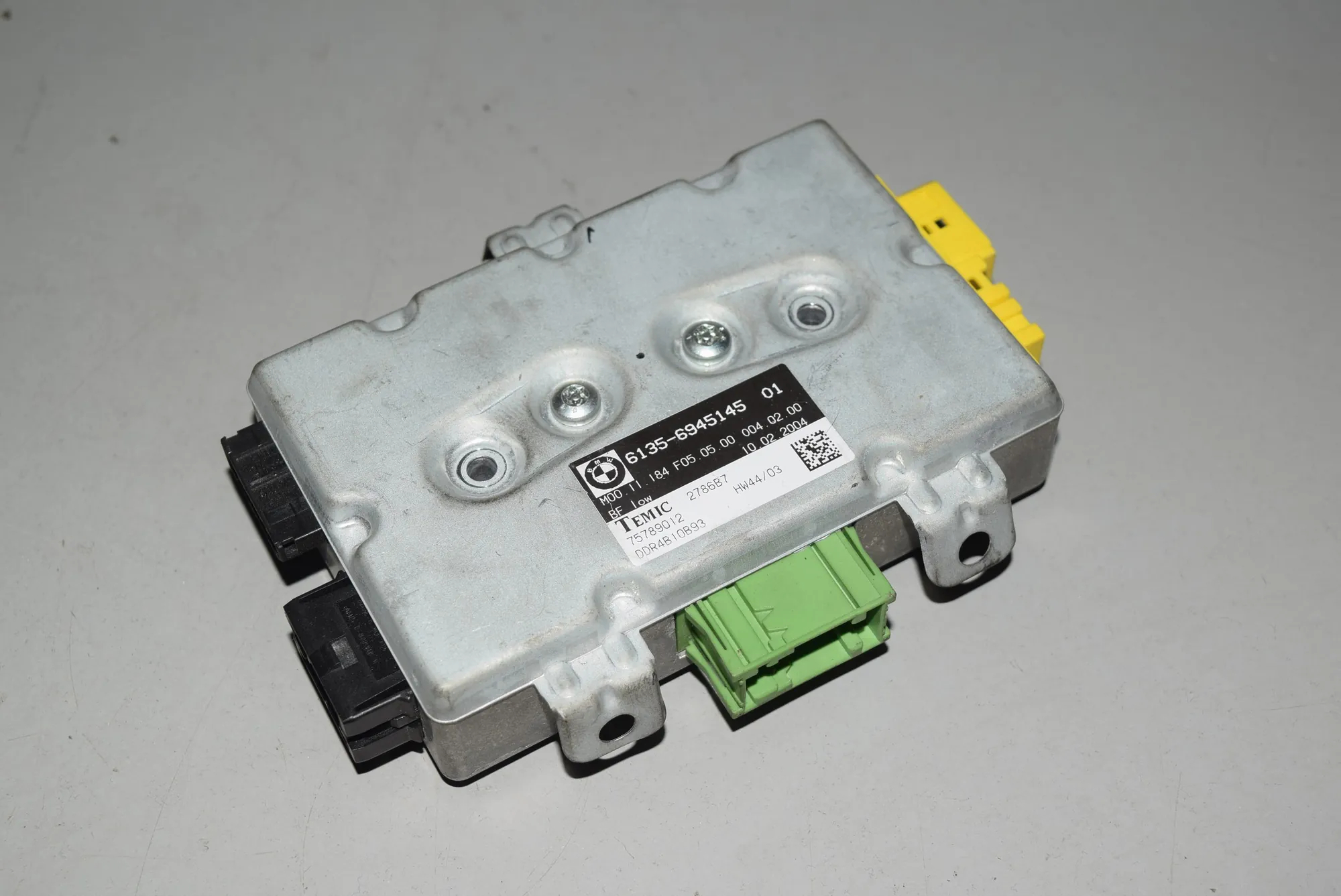 SRS Control Unit – OEM 6945145 · BMW 5 (E60) BMW 5 (E60) 2004