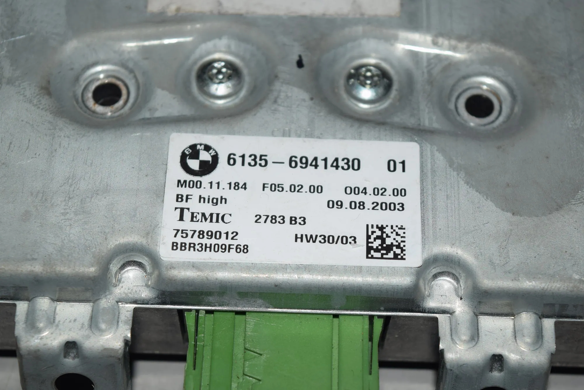 SRS Control Unit – OEM 6941430 · BMW 5 (E60) BMW 5 (E60) 545 i 2003 – 6