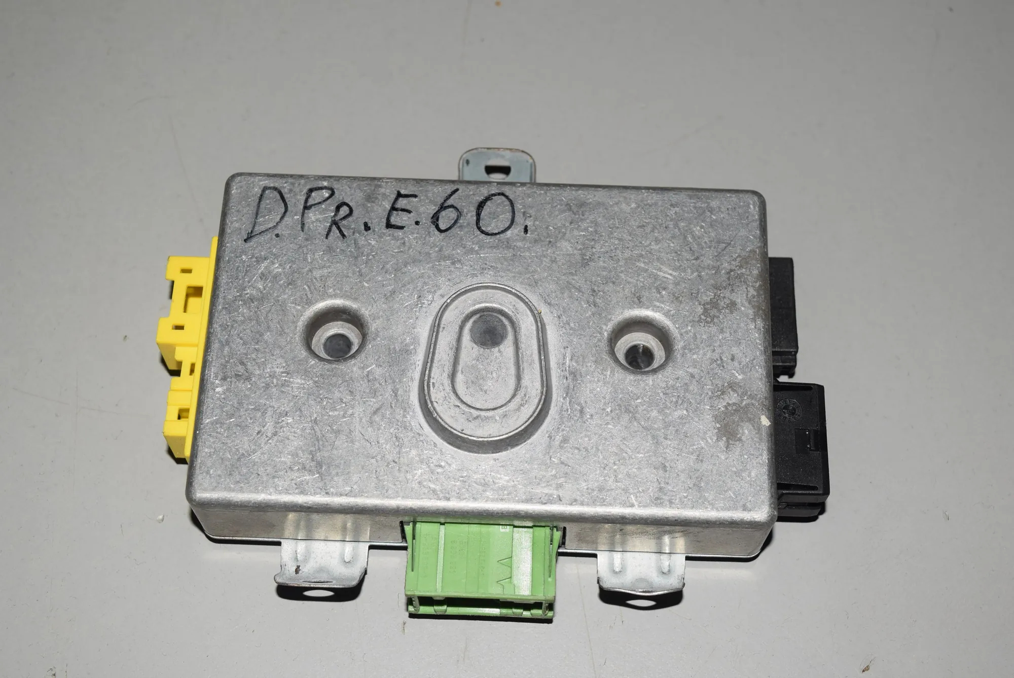 SRS Control Unit – OEM 6948690 · BMW 5 (E60) BMW 5 (E60) 2004 – 3