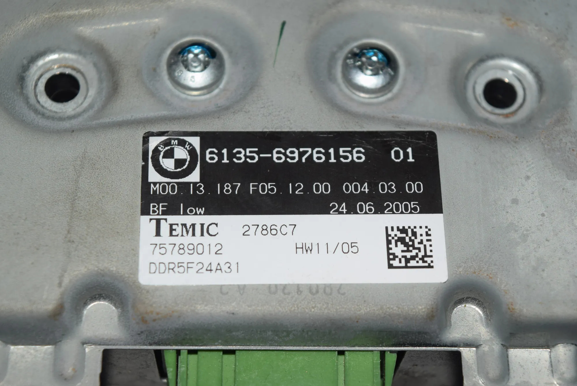 SRS Control Unit – OEM 6976156 · BMW 5 (E60) BMW 5 (E60) 2005