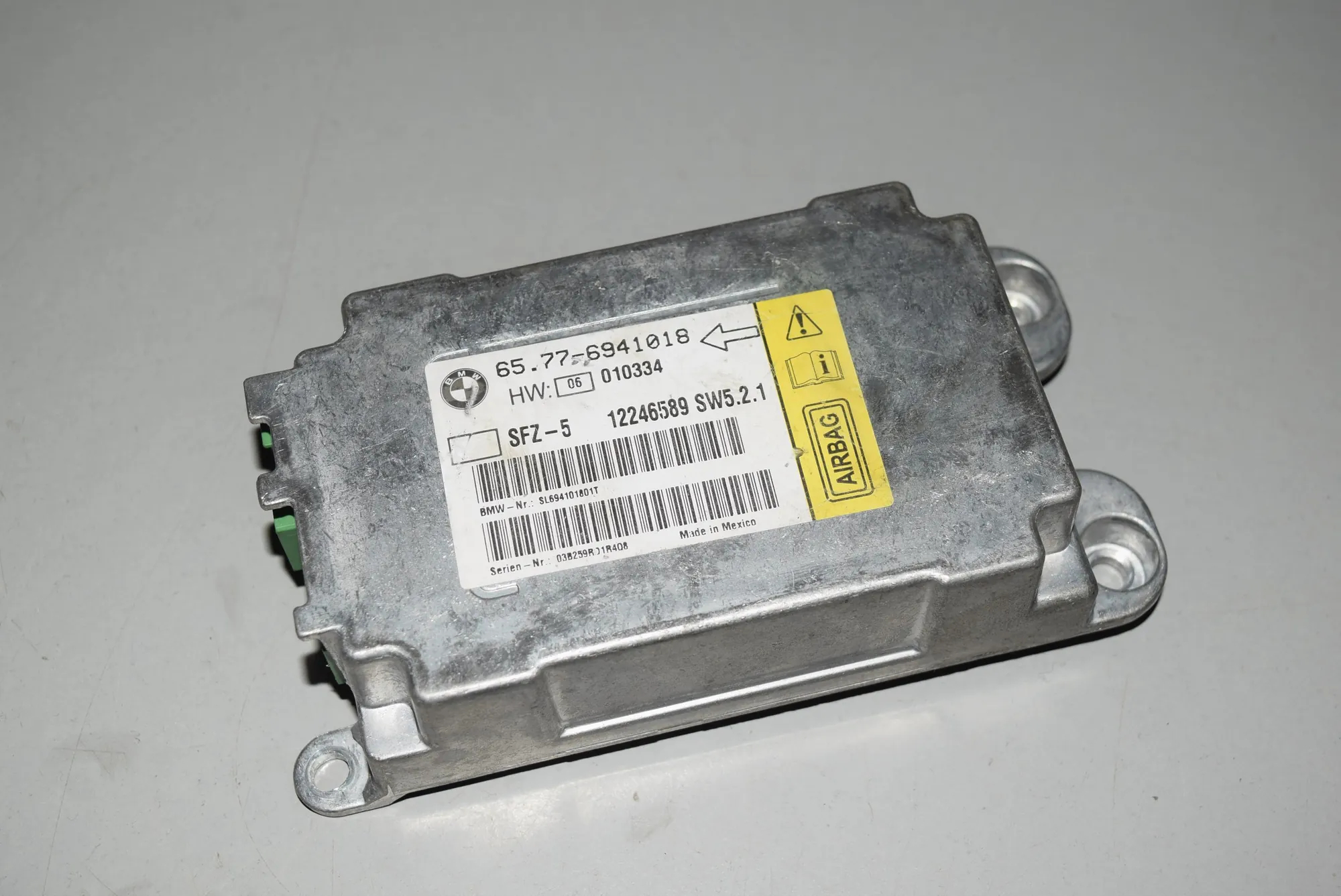 SRS Control Unit – OEM 6941018 · BMW 5 (E60) BMW 5 (E60) 2005 – 4