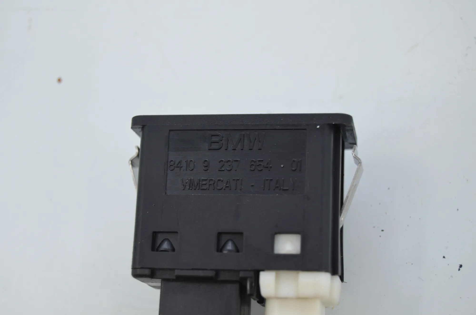 Switches – OEM 9202948 · BMW 5 Touring (F11) 530 d xDrive 2012 – 7