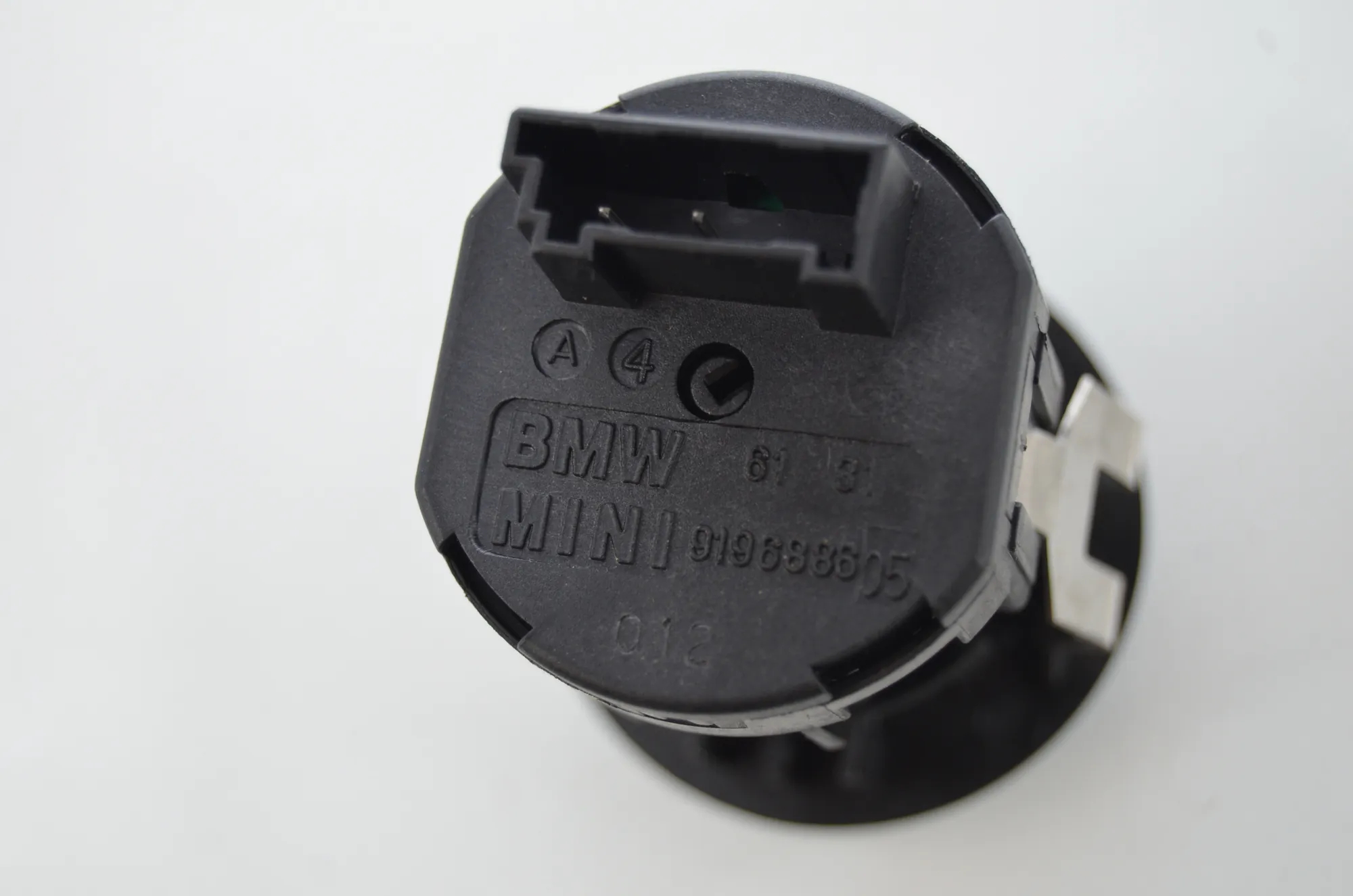Switches – OEM 9202948 · BMW 5 Touring (F11) 530 d xDrive 2012 – 9