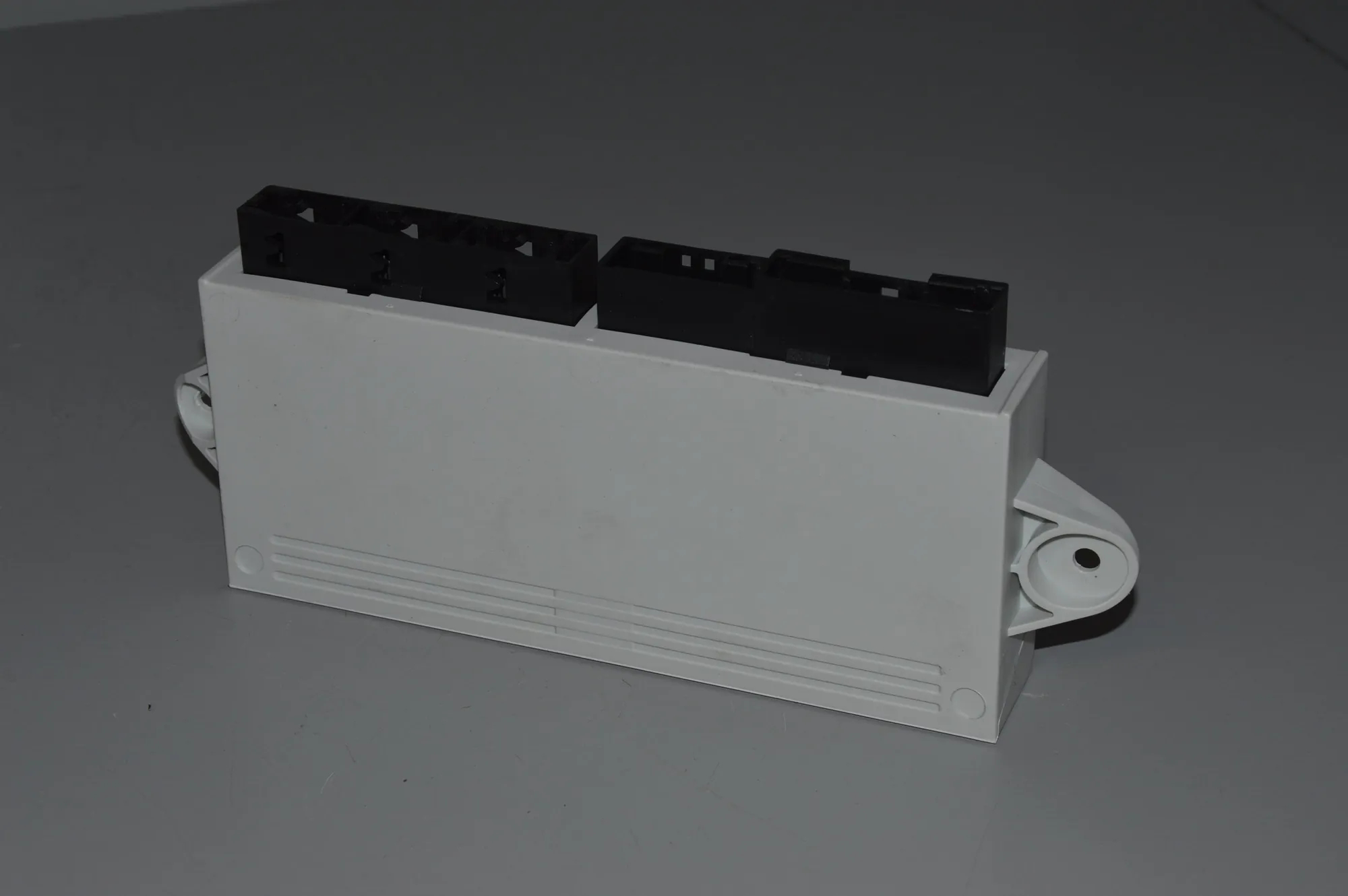 Front Left Door Control Unit – OEM 6933266 · BMW 7 (E65, E66, E67) BMW 7 (E65, E66, E67) 730 d 2004 – 3
