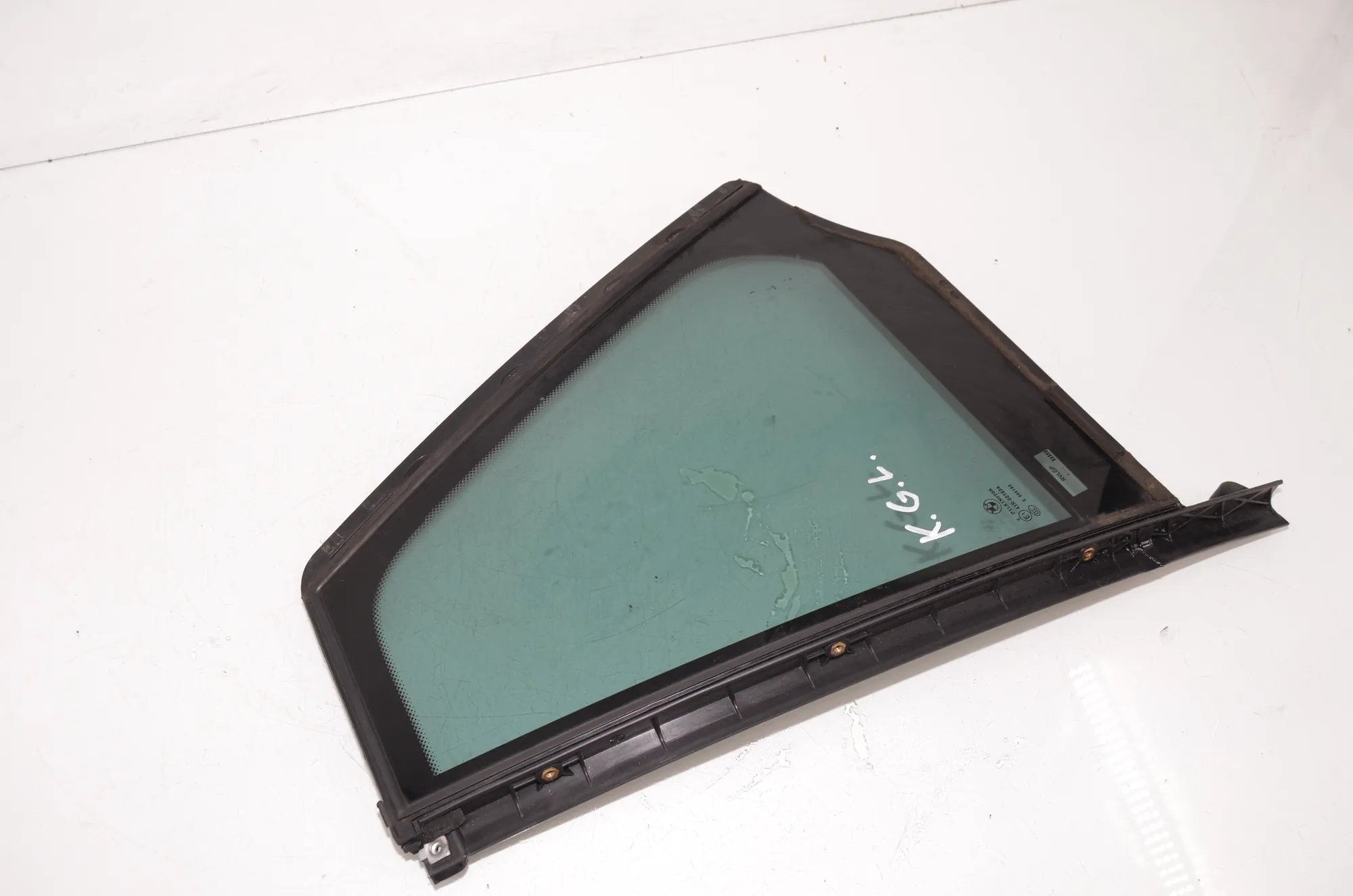 Rear Left Quarter Window – OEM 7311251 · BMW 5 Touring (F11) 530 d xDrive 2012 – 2
