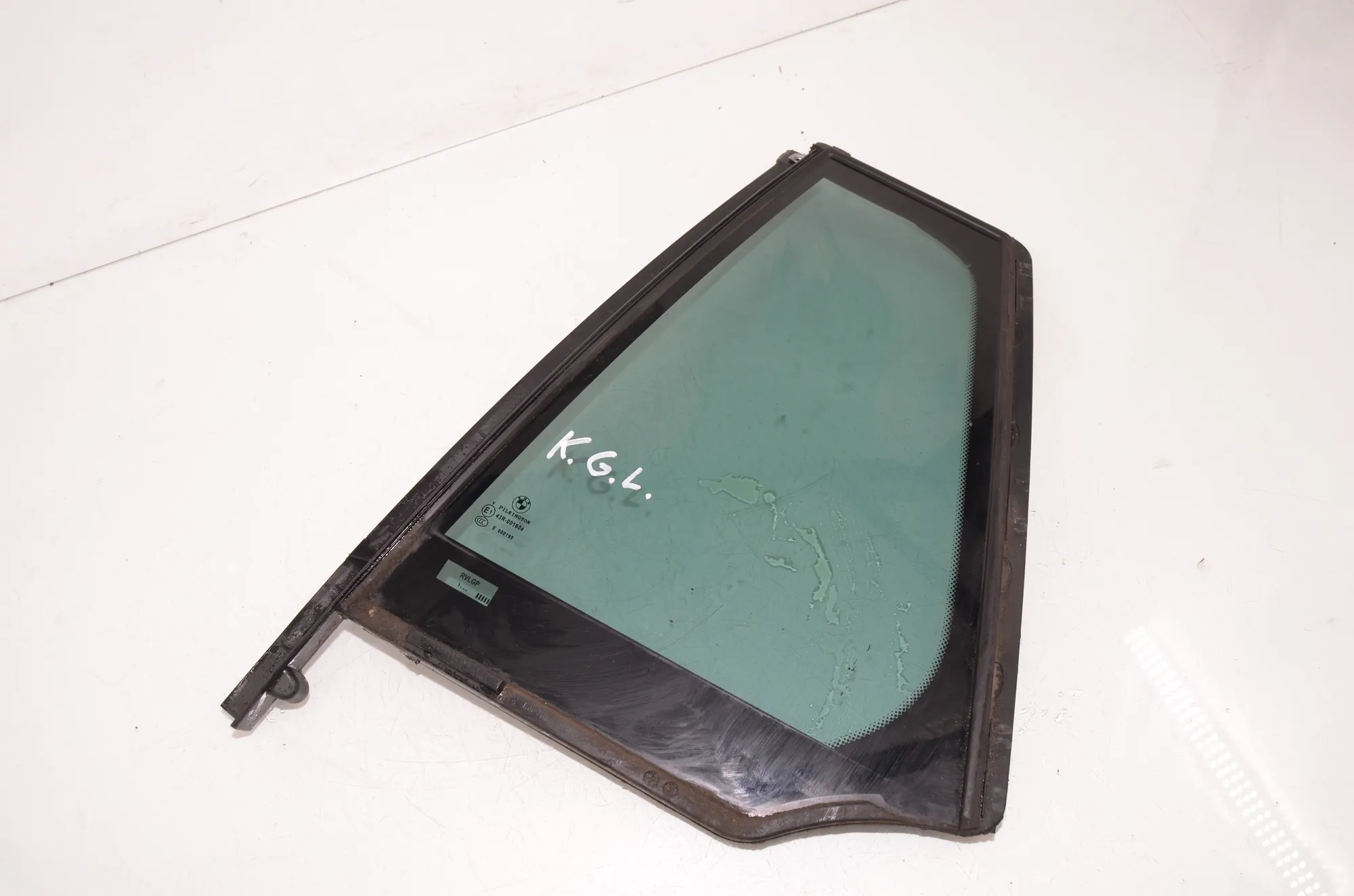 Rear Left Quarter Window – OEM 7311251 · BMW 5 Touring (F11) 530 d xDrive 2012