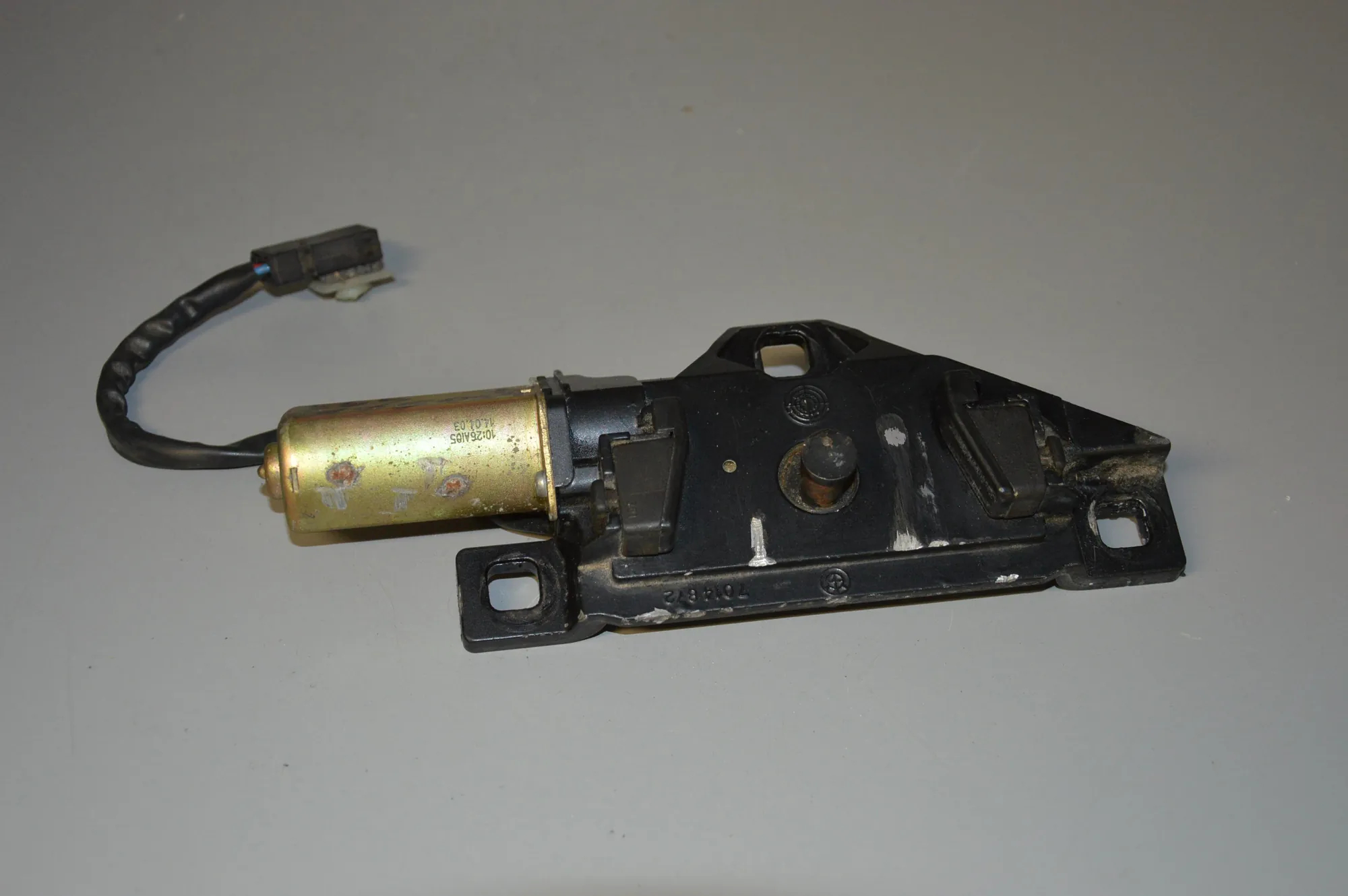 Tailgate Boot Lock – OEM 67107014872 · BMW 7 (E65, E66, E67) BMW 7 (E65, E66, E67) 730 d 2004