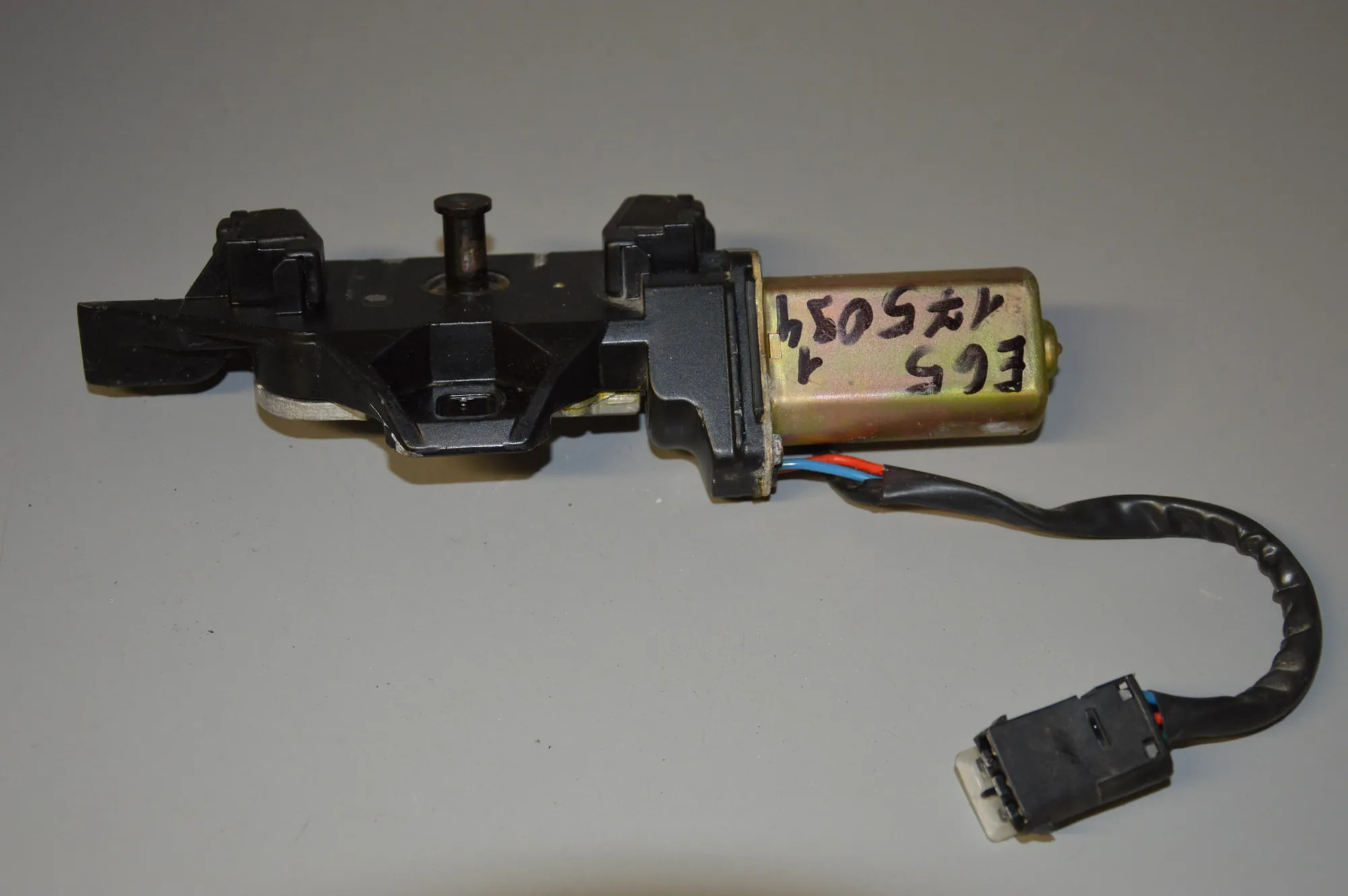 Tailgate Boot Lock – OEM 67107014872 · BMW 7 (E65, E66, E67) BMW 7 (E65, E66, E67) 730 d 2004 – 3