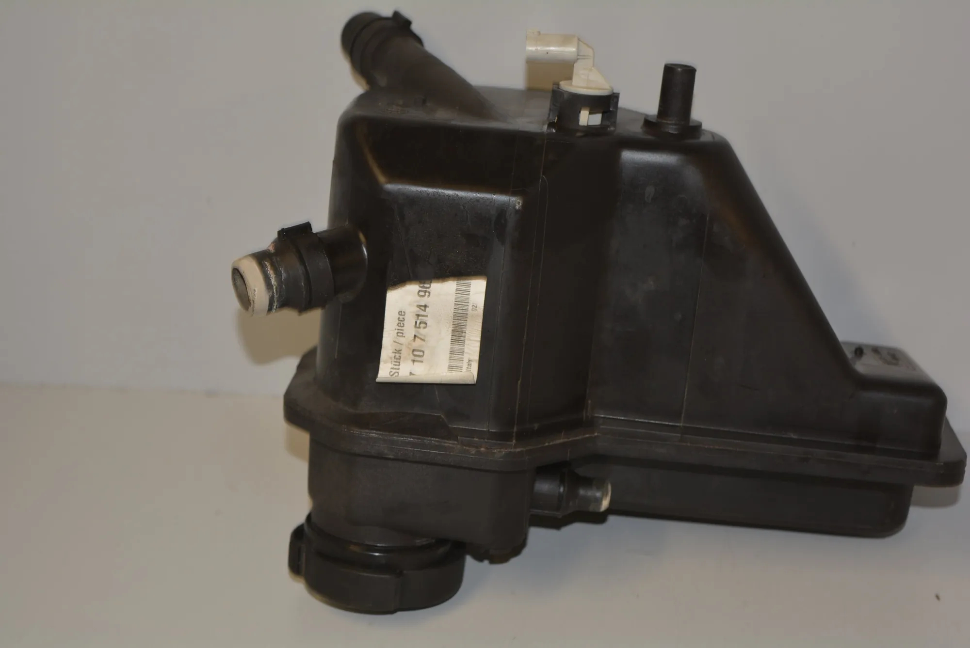 Expansion Tank – OEM 7514964 · BMW X5 (E53) 4.6 is 2002 – 4
