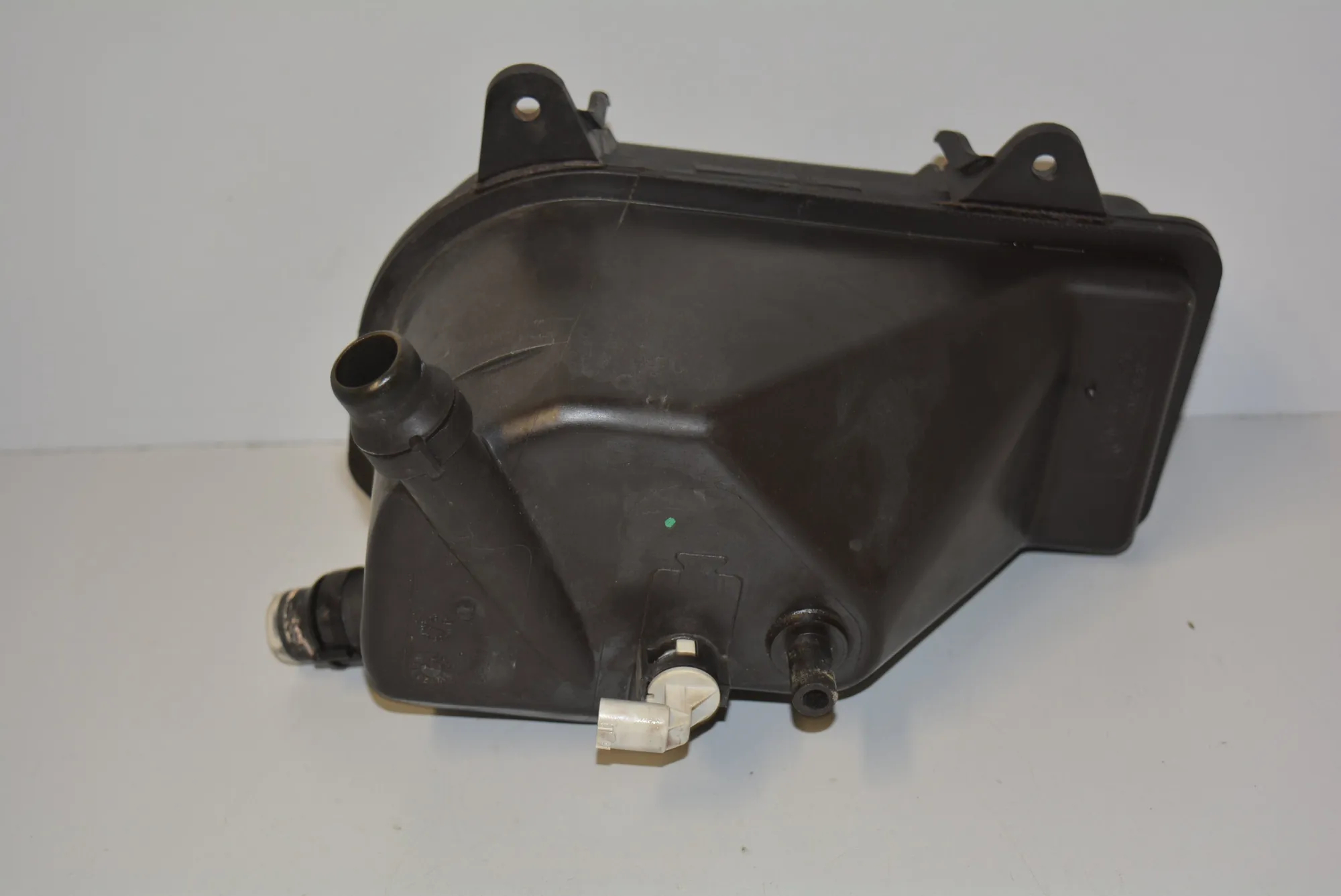 Expansion Tank – OEM 7514964 · BMW X5 (E53) 4.6 is 2002 – 3