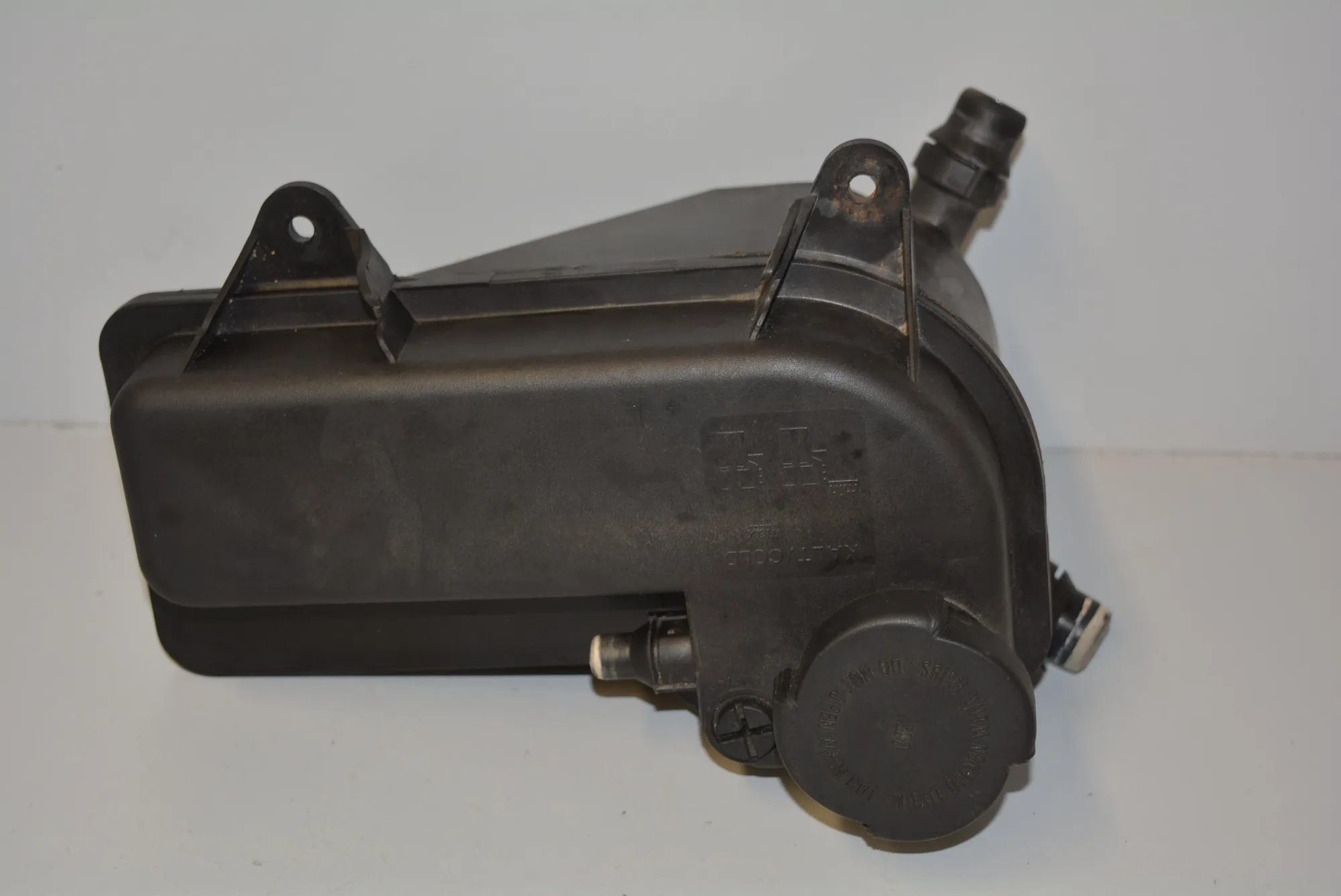 Expansion Tank – OEM 7514964 · BMW X5 (E53) 4.6 is 2002