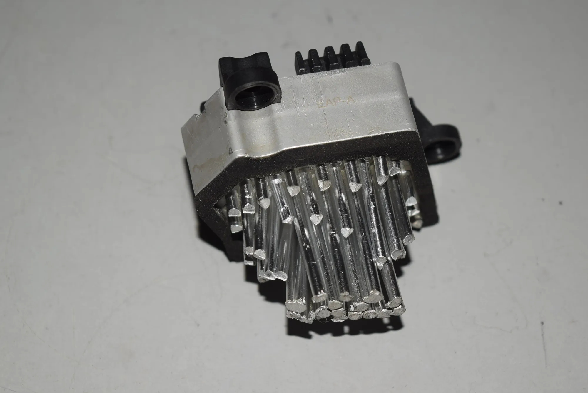 Interior Heater Resistor · BMW X5 (E53) BMW X5 (E53) 4.6 is 2003