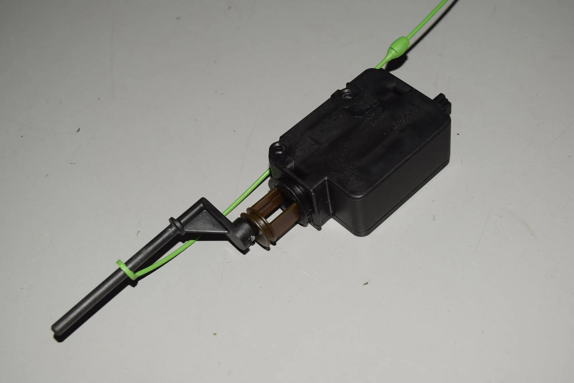 Other Control Units – OEM 6923974 · BMW X5 (E53) 4.8 is 2005 – 2