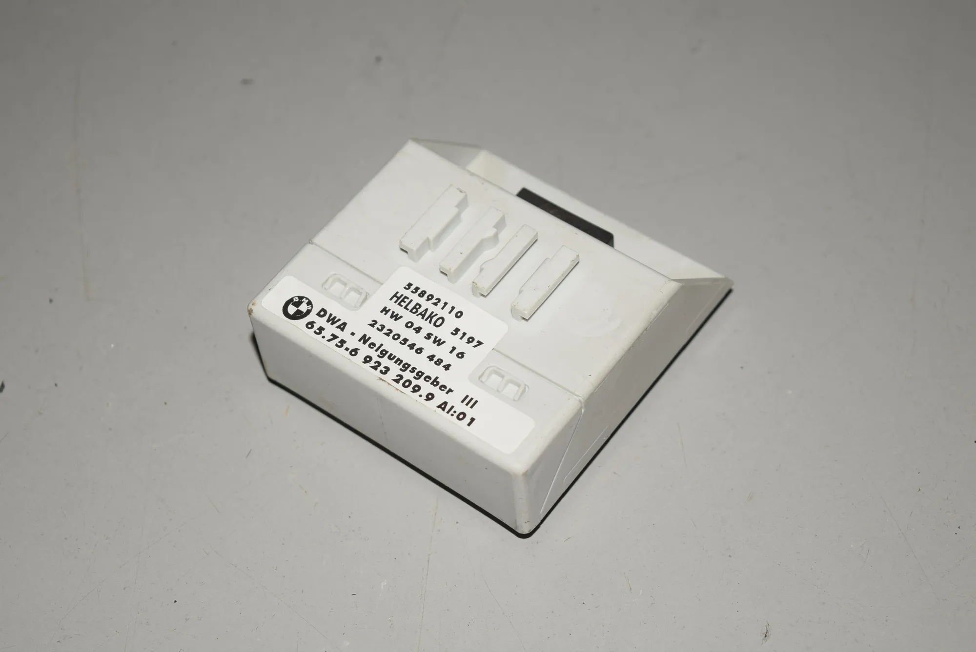 Other Control Units – OEM 6923209 · BMW X5 (E53) 4.8 is 2005 – 3