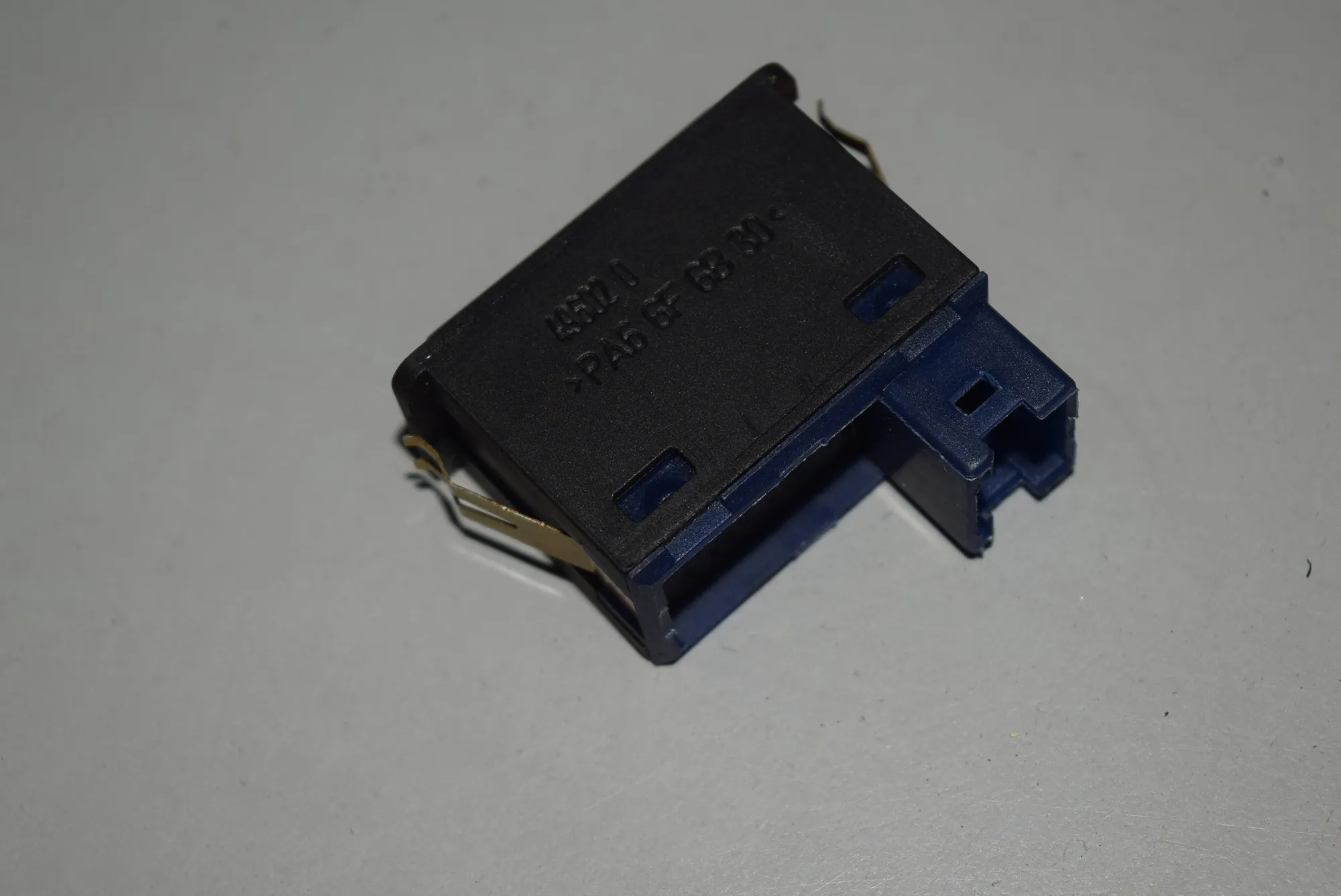 Switches – OEM 8368345 · BMW X5 (E53) 4.8 is 2005 – 4