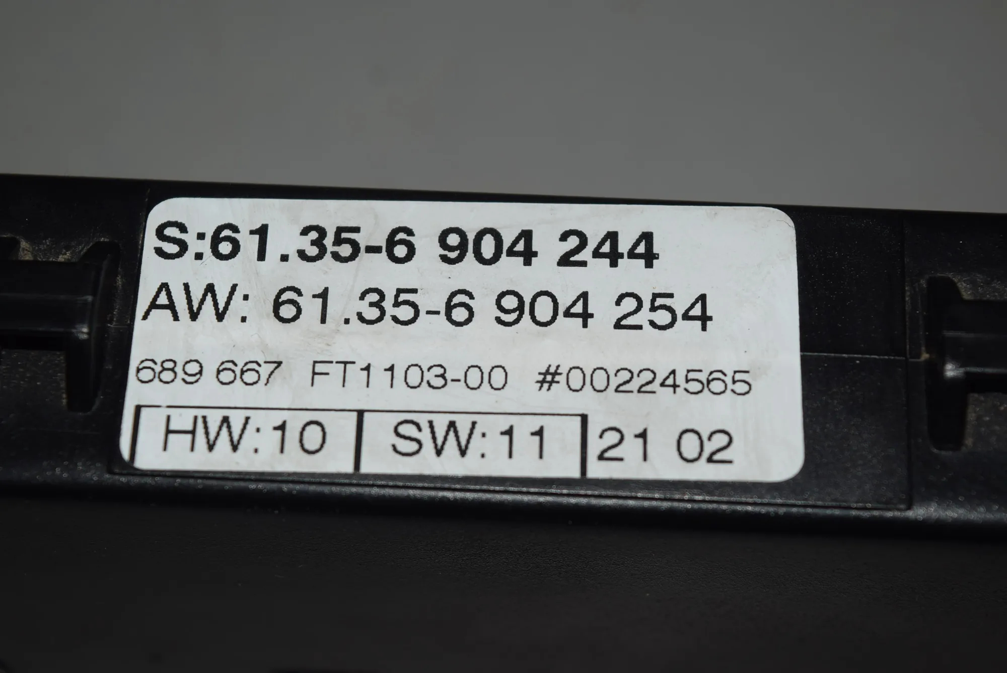Other Control Units – OEM 6904244 · BMW 5 (E39) BMW 5 (E39) 535 i 2000 – 4