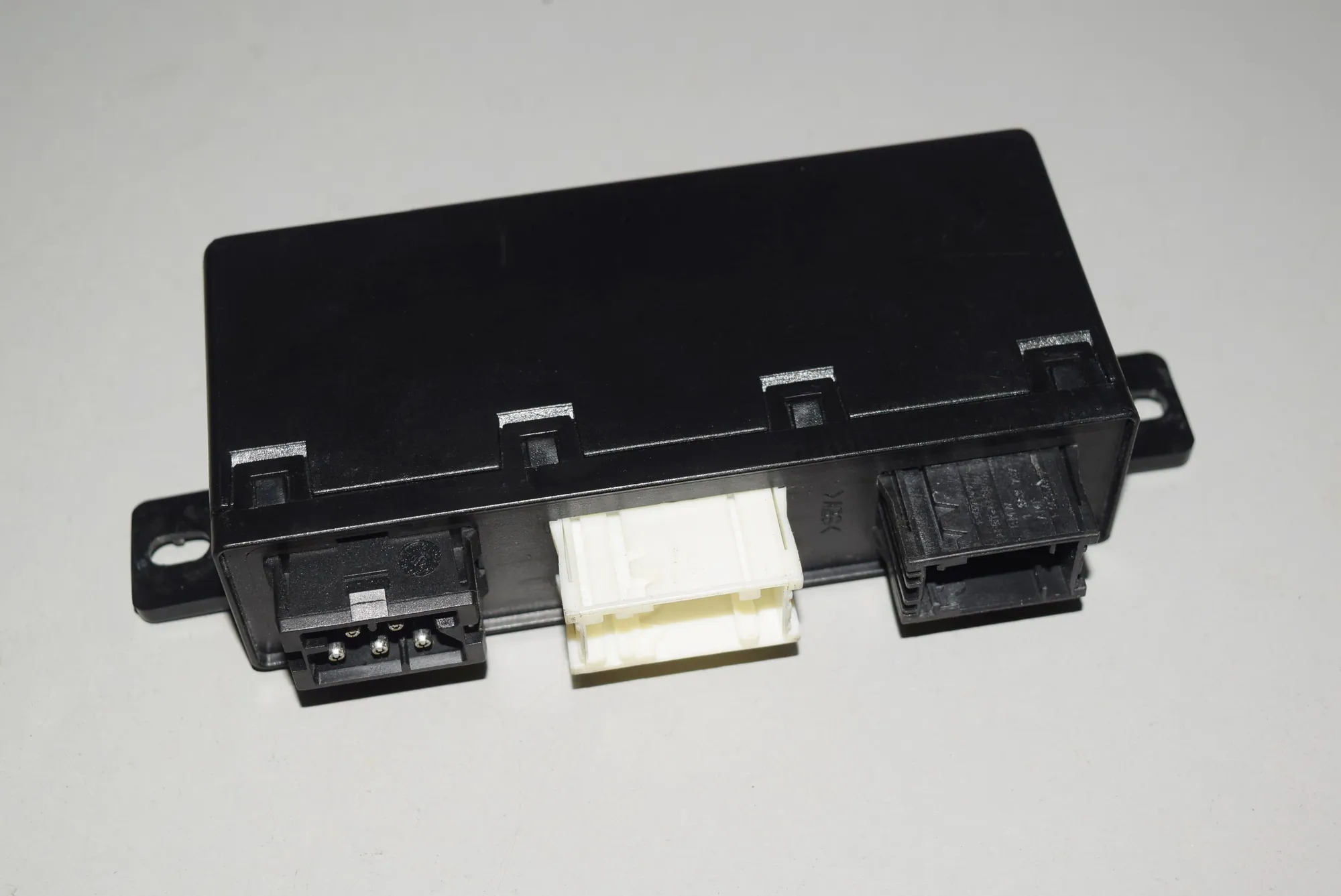 Other Control Units – OEM 6904244 · BMW 5 (E39) BMW 5 (E39) 535 i 2000 – 3