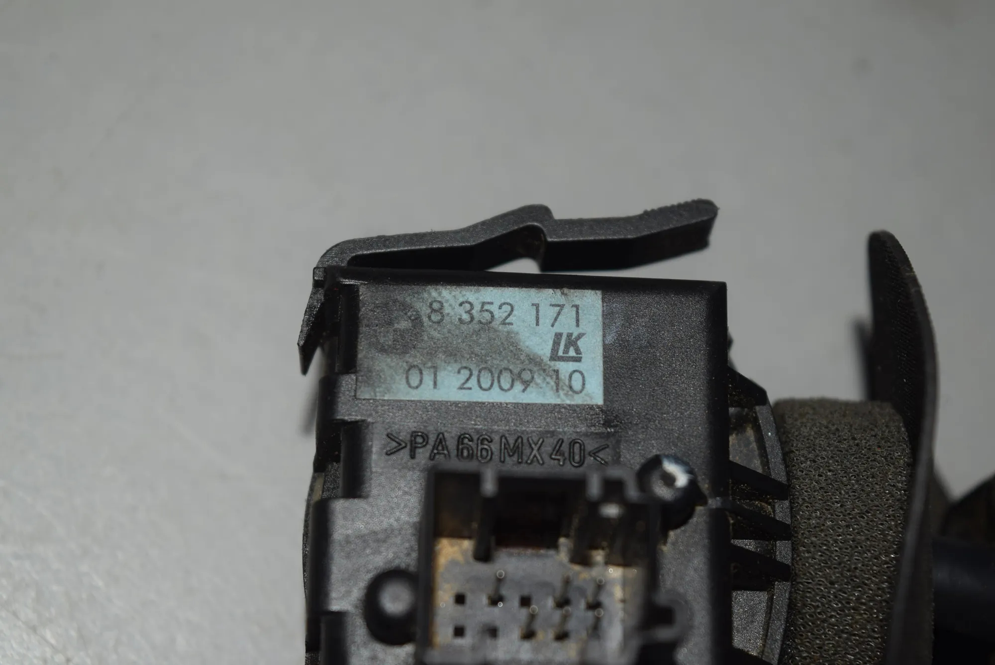 Indicator Wiper Stalk Switch – OEM 8352171 · BMW 5 (E39) BMW 5 (E39) 2000 – 3