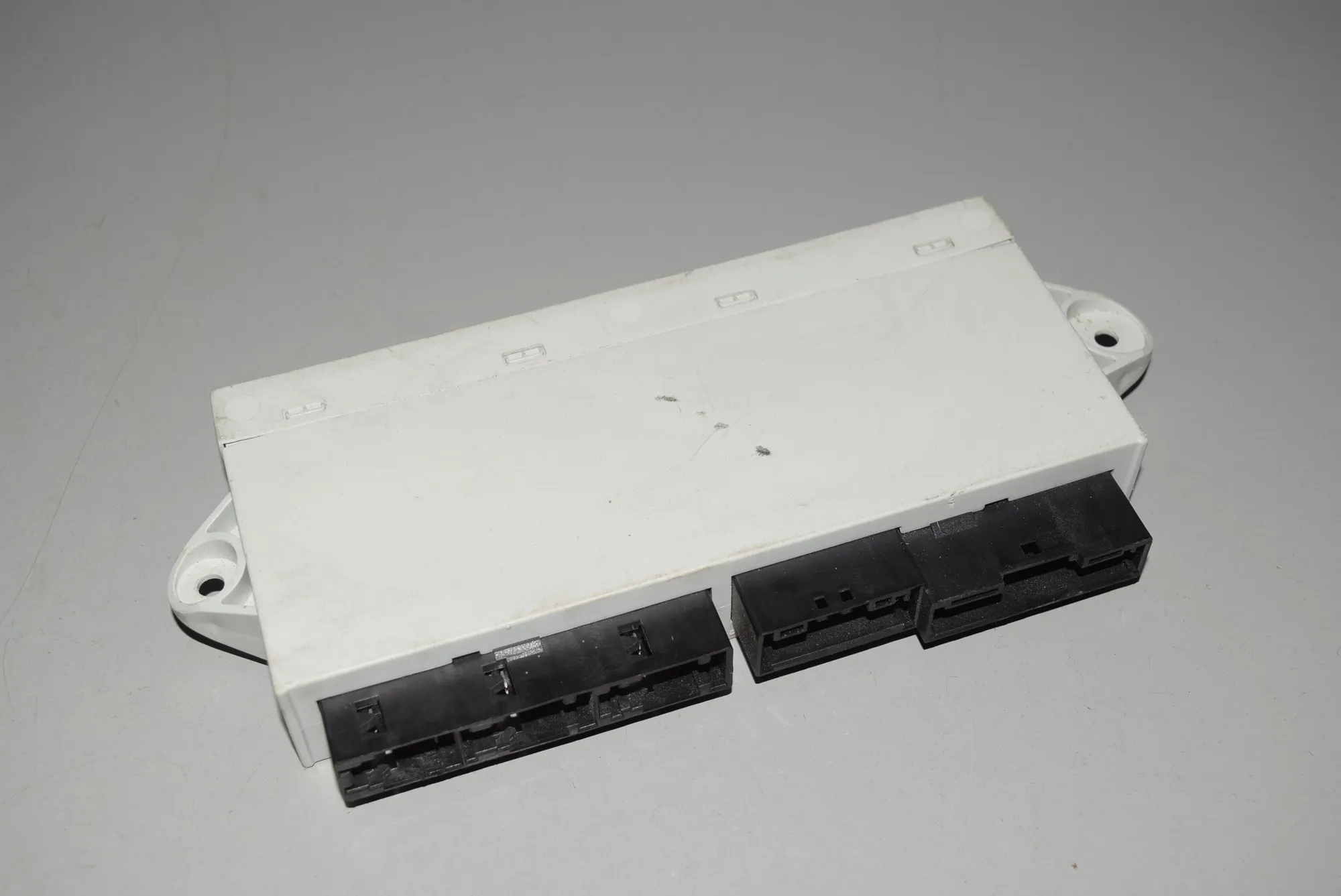 Front Right Door Control Unit – OEM 6958448 · BMW 7 (E65, E66, E67) BMW 7 (E65, E66, E67) 2002 – 2