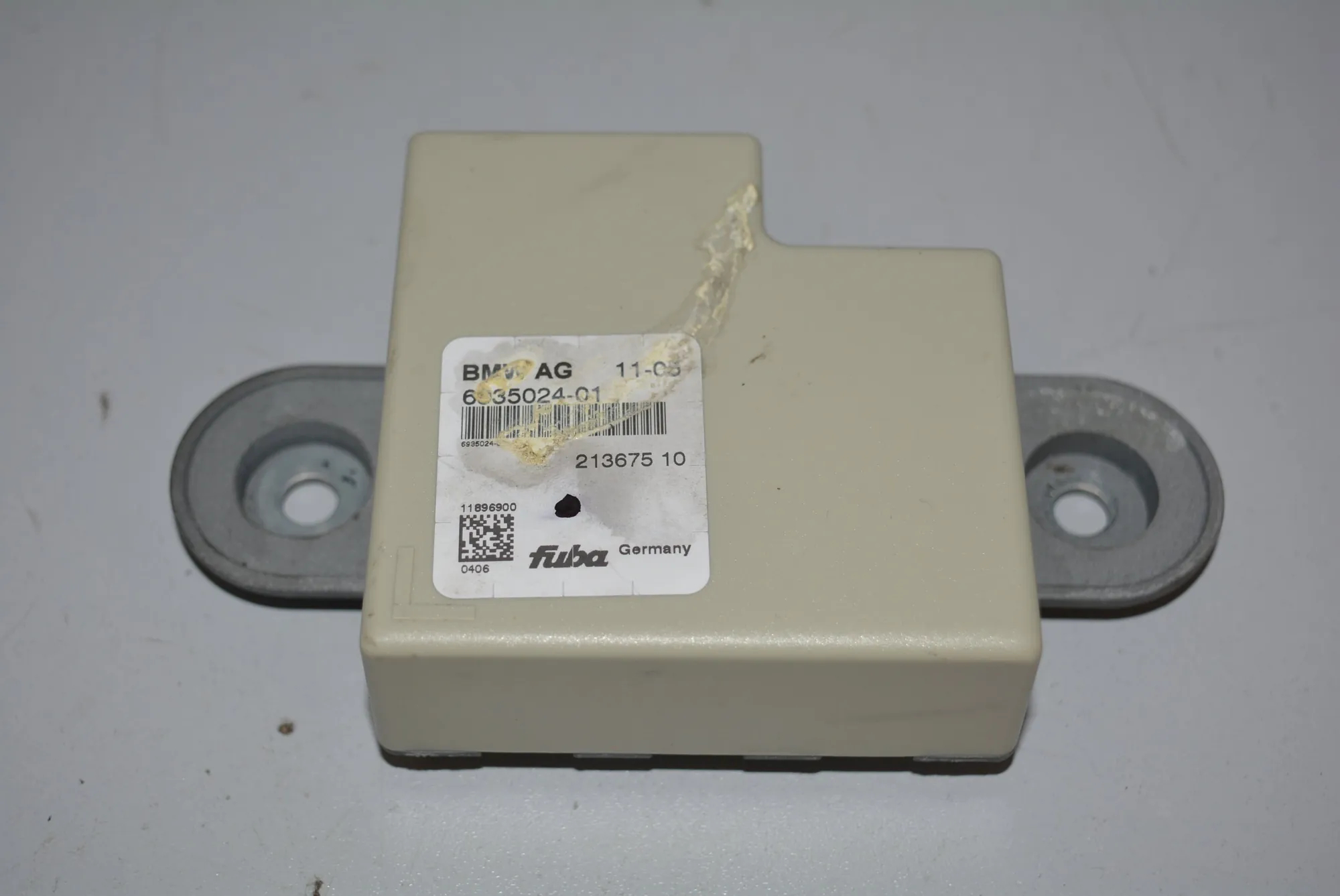 Other Control Units – OEM 6935024 · BMW 7 (E65, E66, E67) BMW 7 (E65, E66, E67) 730 Ld 2005