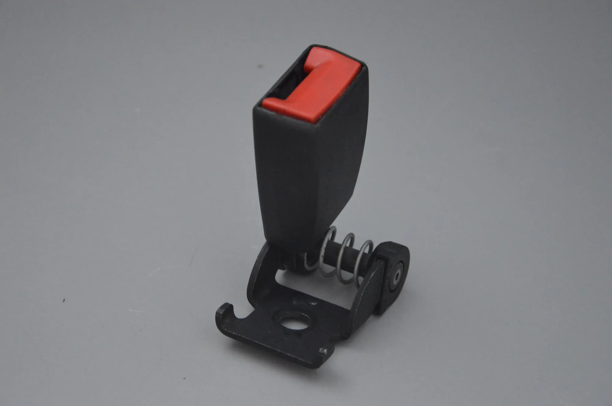 Rear Left Seat Buckle – OEM 7009829 · BMW 6 (E63) BMW 6 (E63) M 2005 – 3