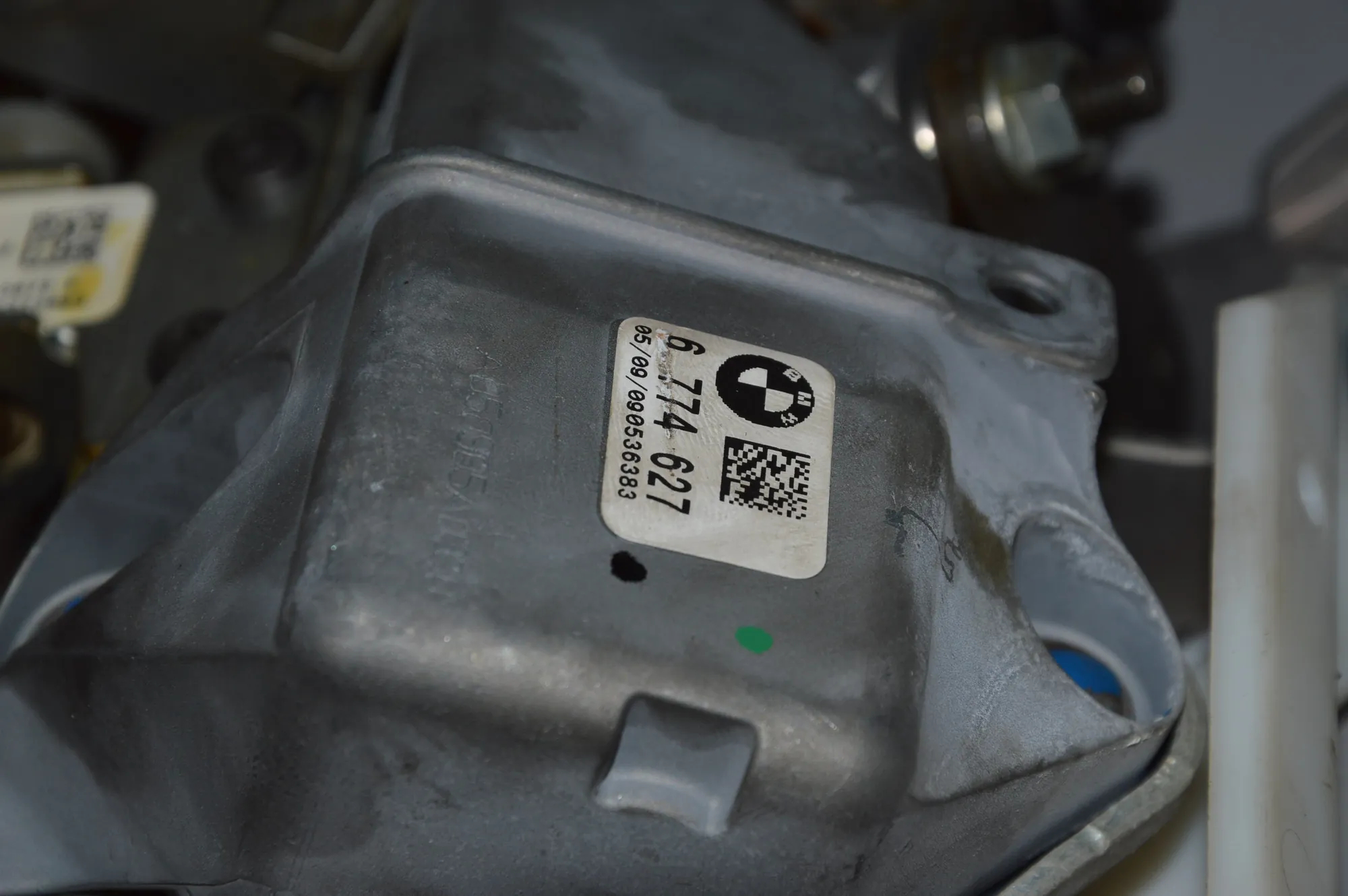 Steering Wheel Adjustment Mechanism – OEM 6774627 · BMW 6 (E63) BMW 6 (E63) M 2005 – 5