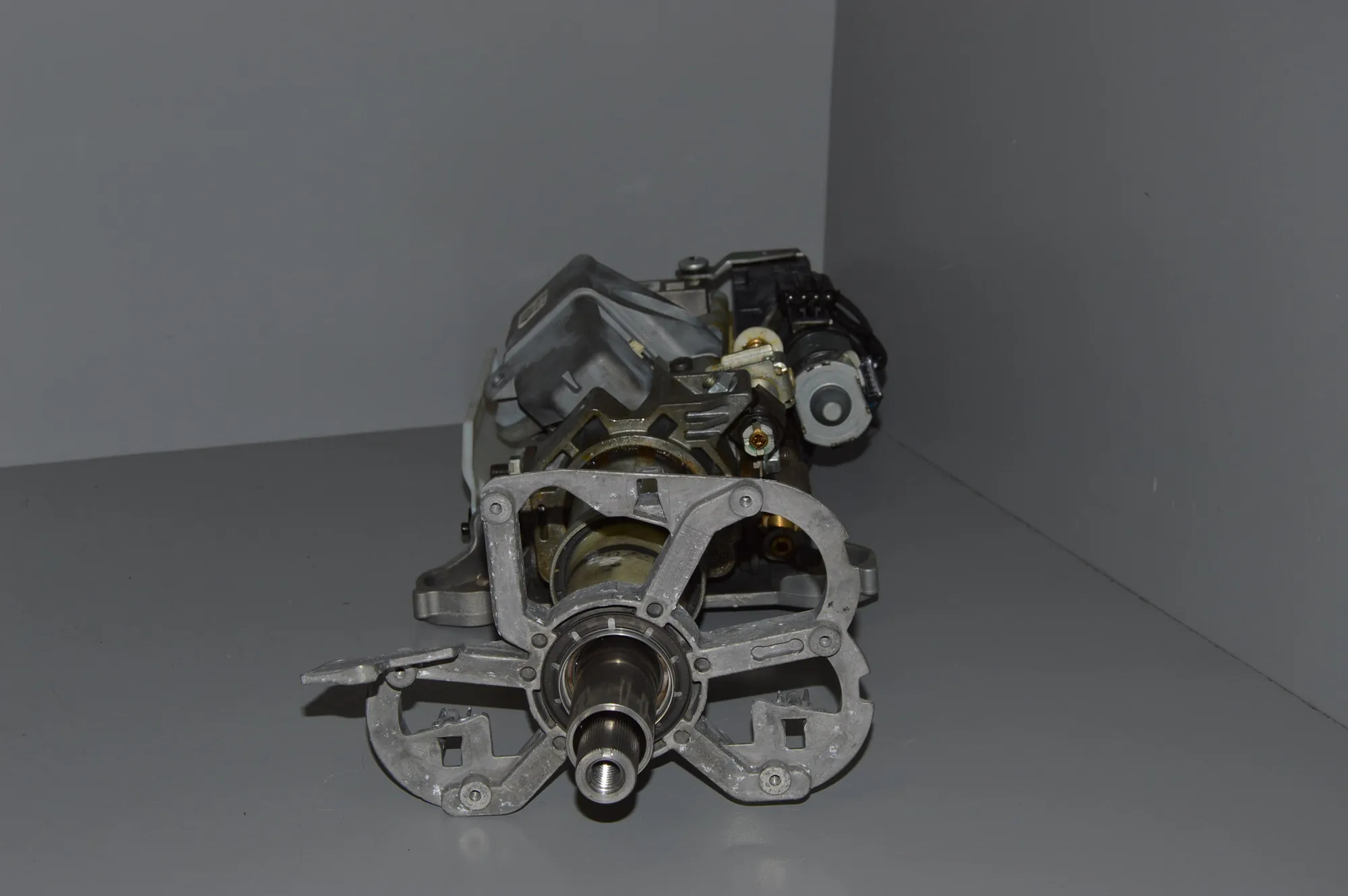 Steering Wheel Adjustment Mechanism – OEM 6774627 · BMW 6 (E63) BMW 6 (E63) M 2005 – 2