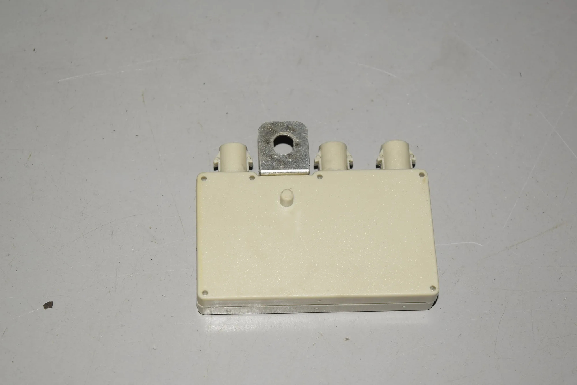 Antenna Amplifier – OEM 8368205 · BMW 7 (E65, E66, E67) BMW 7 (E65, E66, E67) 2003 – 4