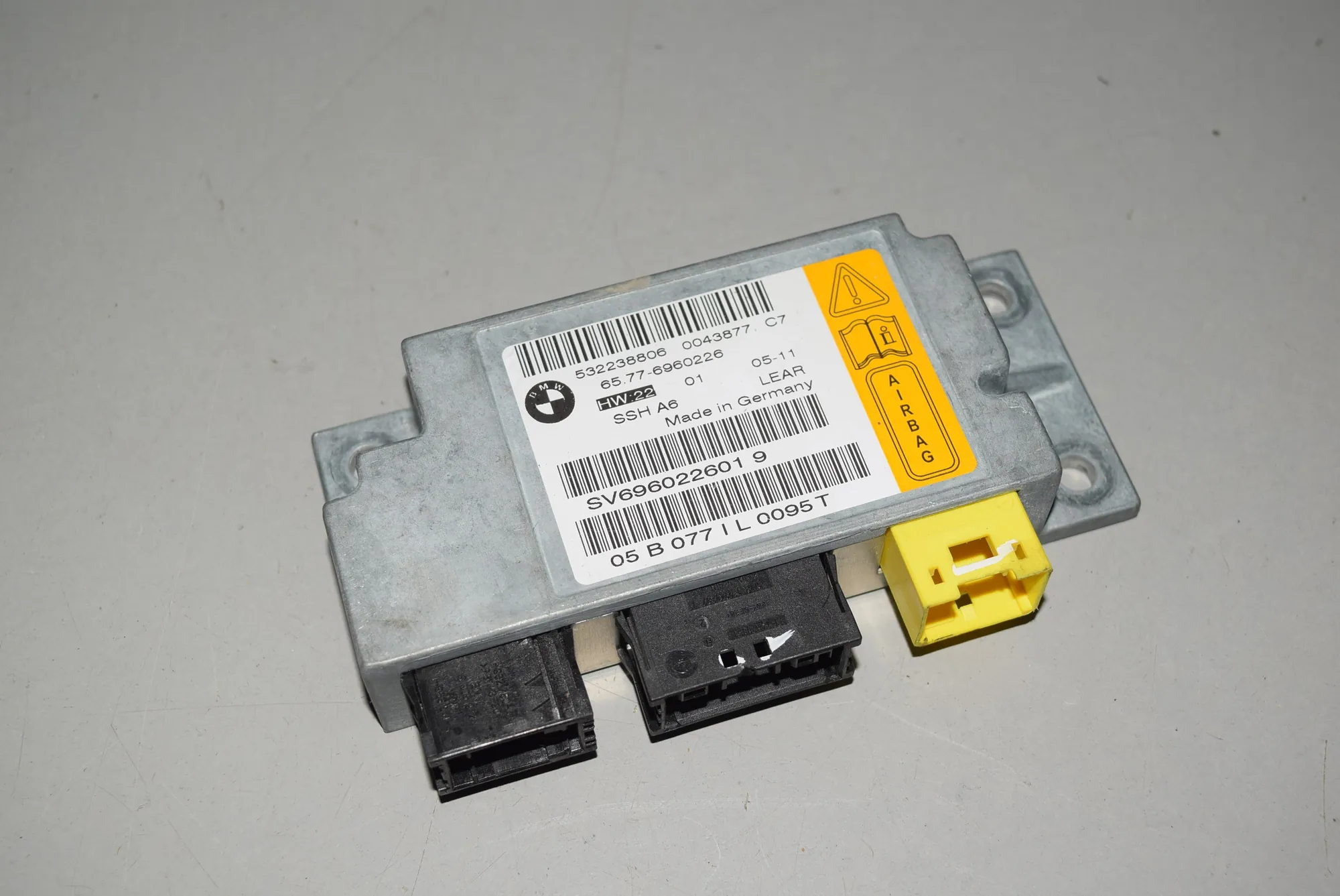 SRS Control Unit – OEM 6960226 · BMW 7 (E65, E66, E67) BMW 7 (E65, E66, E67) 2005