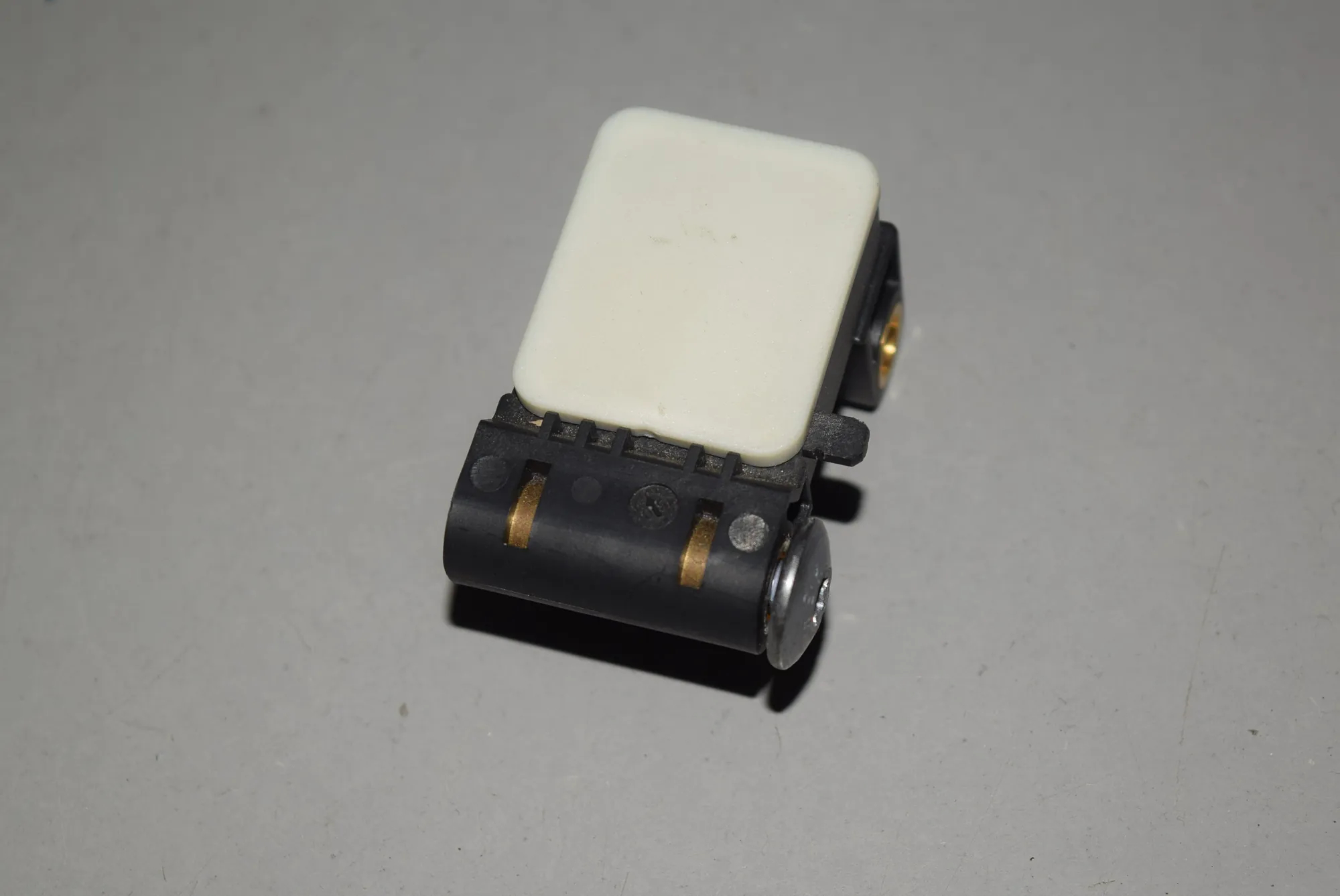 Other Control Units – OEM 6911003 · BMW 3 (E90) BMW 3 (E90) 320 d 2005 – 3