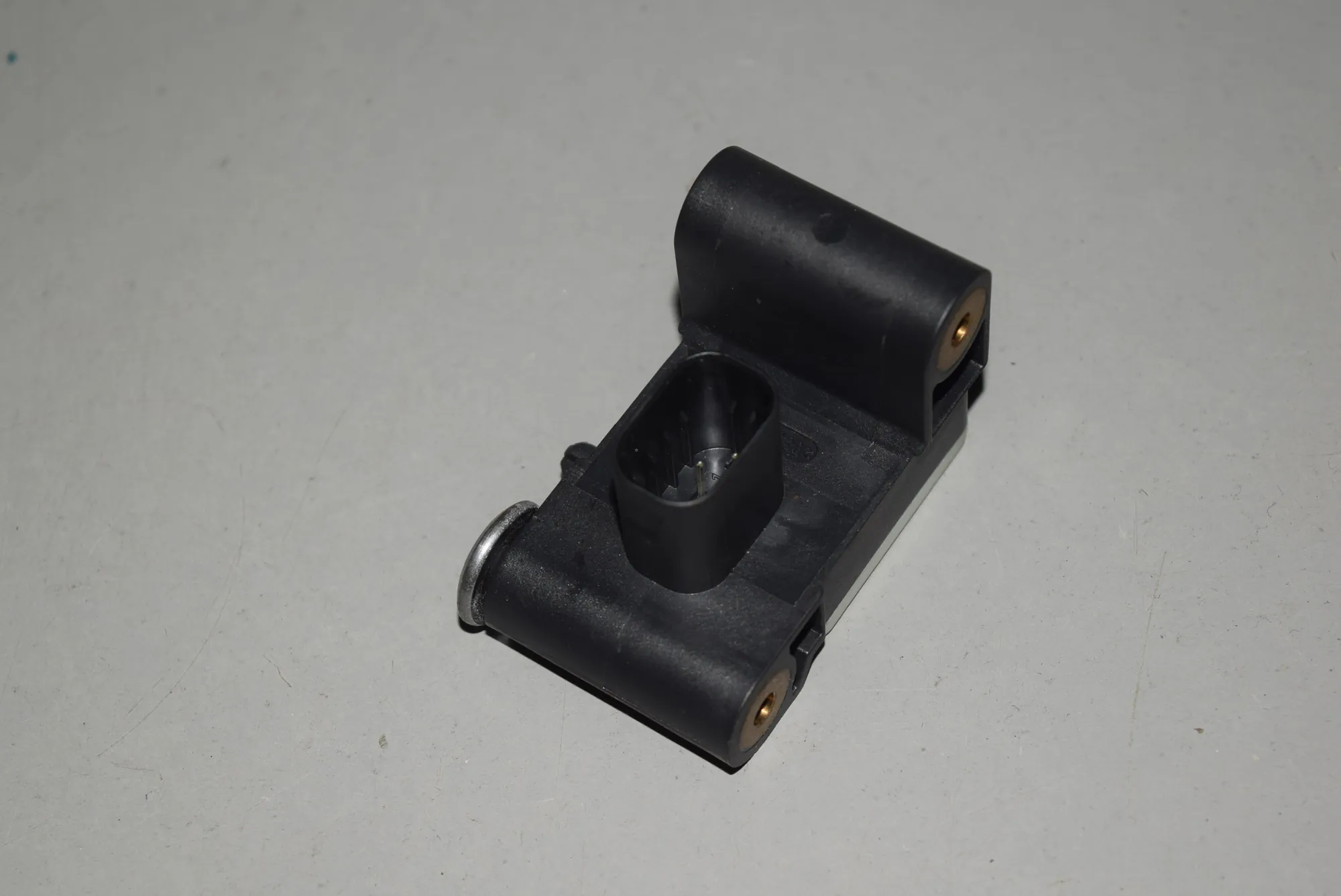 Other Control Units – OEM 6911003 · BMW 3 (E90) BMW 3 (E90) 320 d 2005