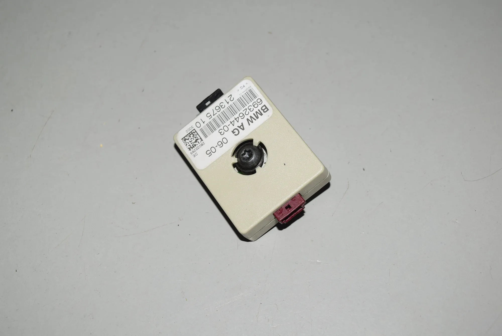 Antenna Amplifier – OEM 6932644 · BMW 3 (E90) BMW 3 (E90) 320 d 2005 – 2