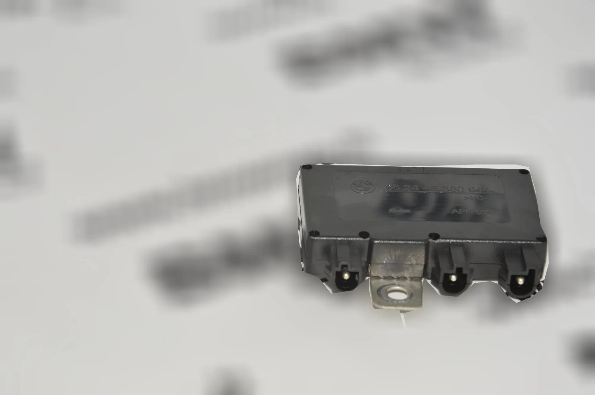 Antenna Amplifier – OEM 8380944 · BMW 3 (E46) 318 i 2001 – 3
