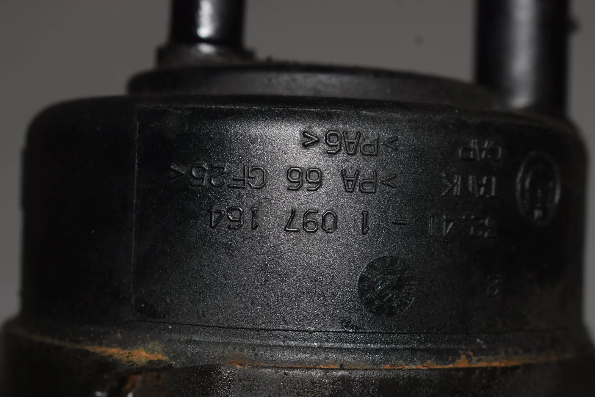 Power Steering Pump Tank – OEM 1097164 · BMW 3 (E46) 318 i 2001 – 6