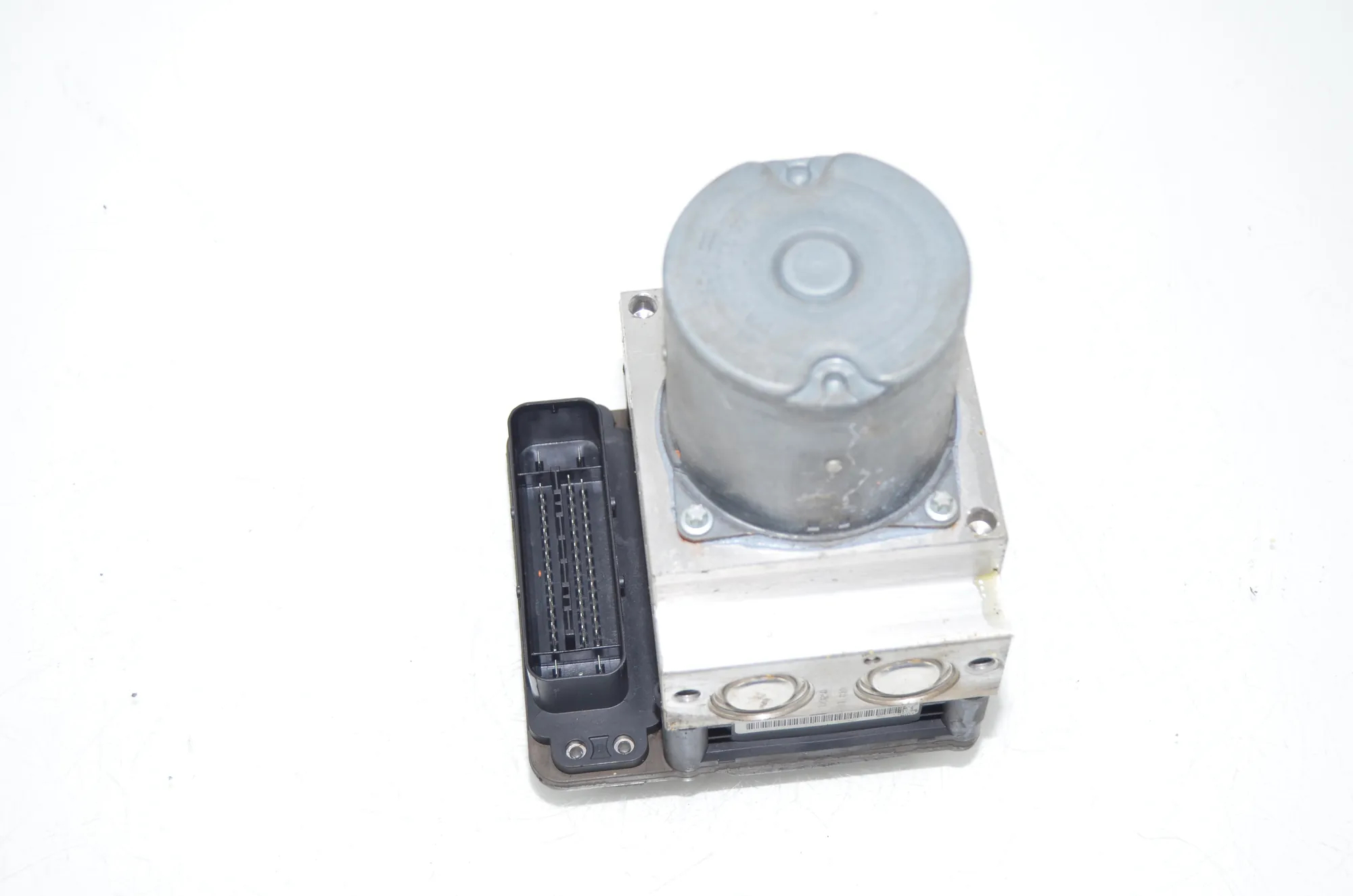 ABS Pump – OEM 6852822 · BMW 5 Touring (F11) 530 d xDrive 2012 – 2