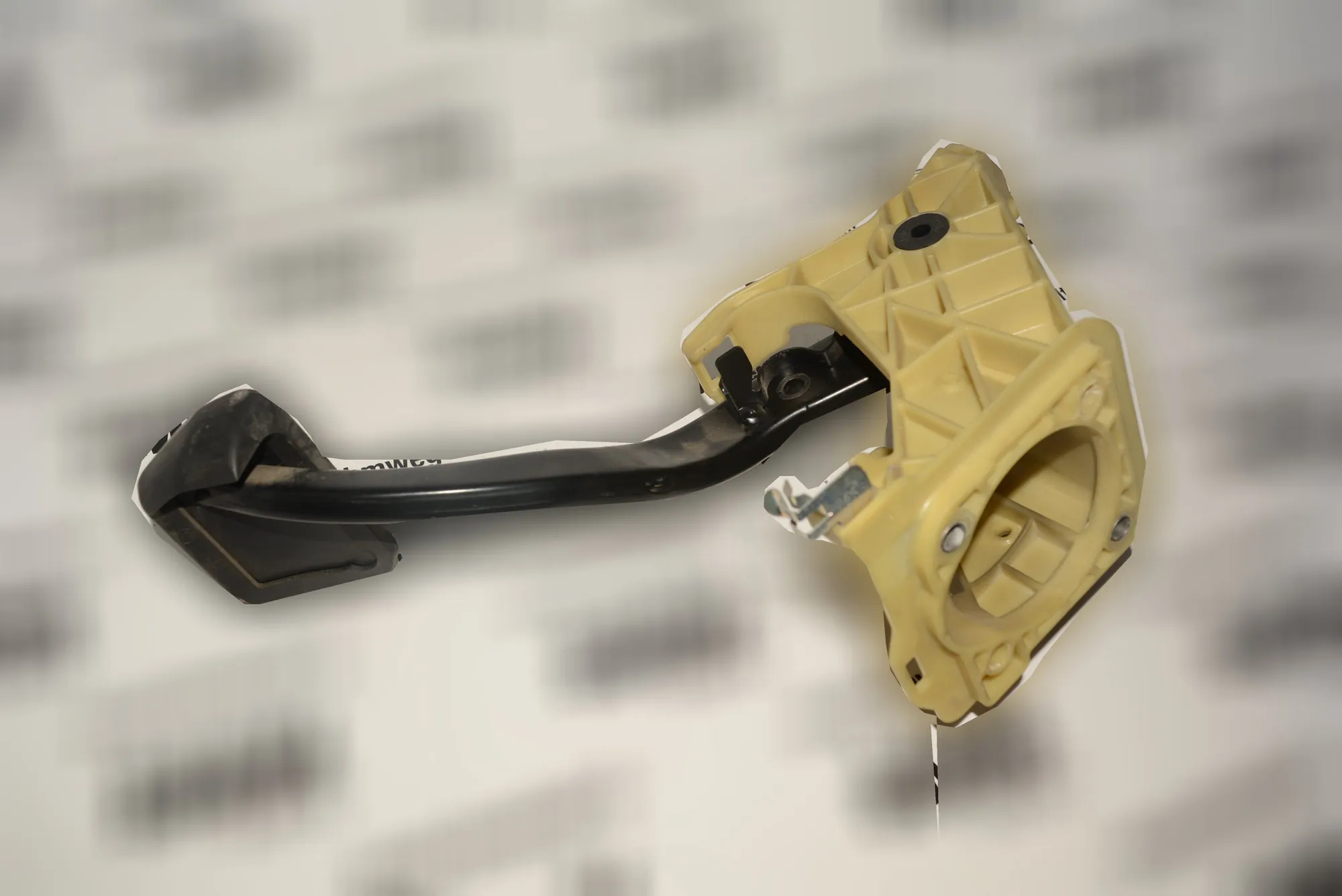Brake Pedal – OEM 67599446759950 · BMW 5 (E60) 530 d 2003 – 4