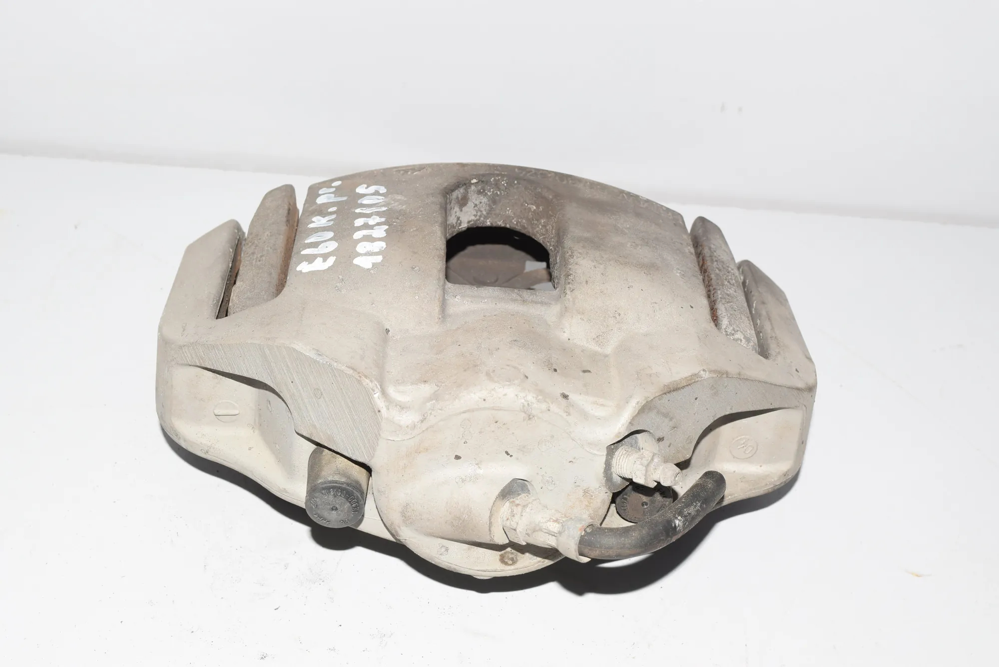 Front Left Brake Caliper – OEM 34216758057 · BMW 5 (E60) 530 d 2003 – 3