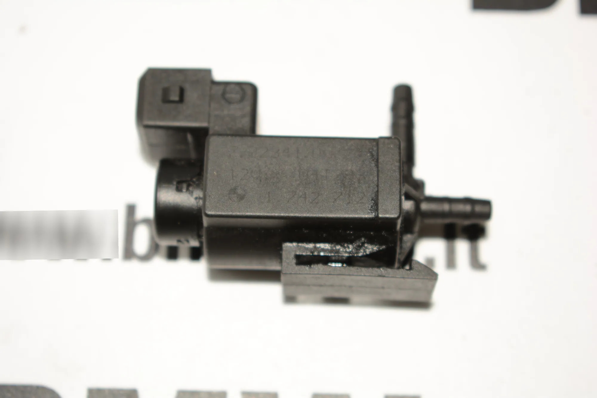 Solenoid Valve – OEM 1742712 · BMW 5 (E60) 530 d 2003 – 6
