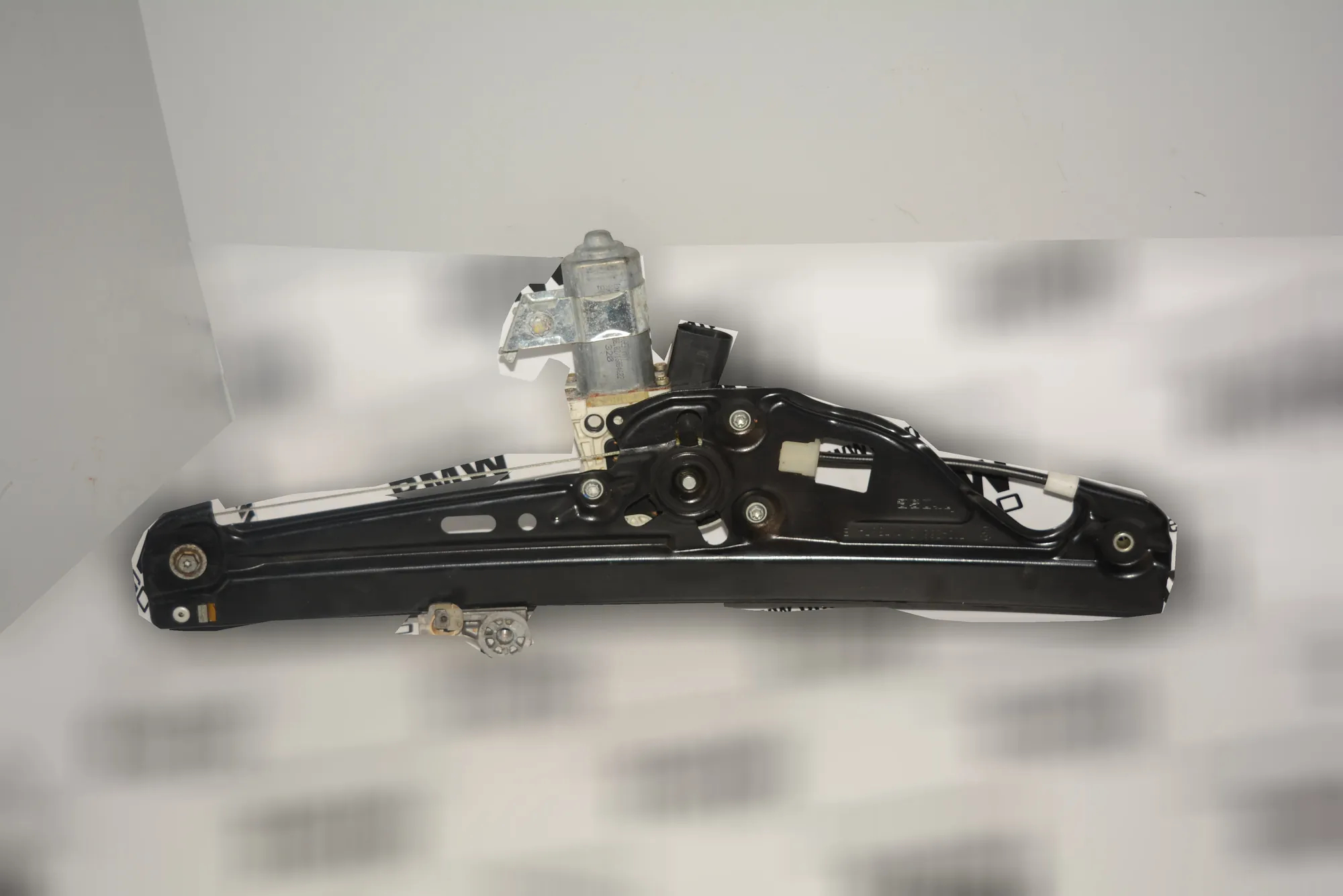 Rear Right Door Window Regulator – OEM 7034388 · BMW 5 (E60) 530 d 2003