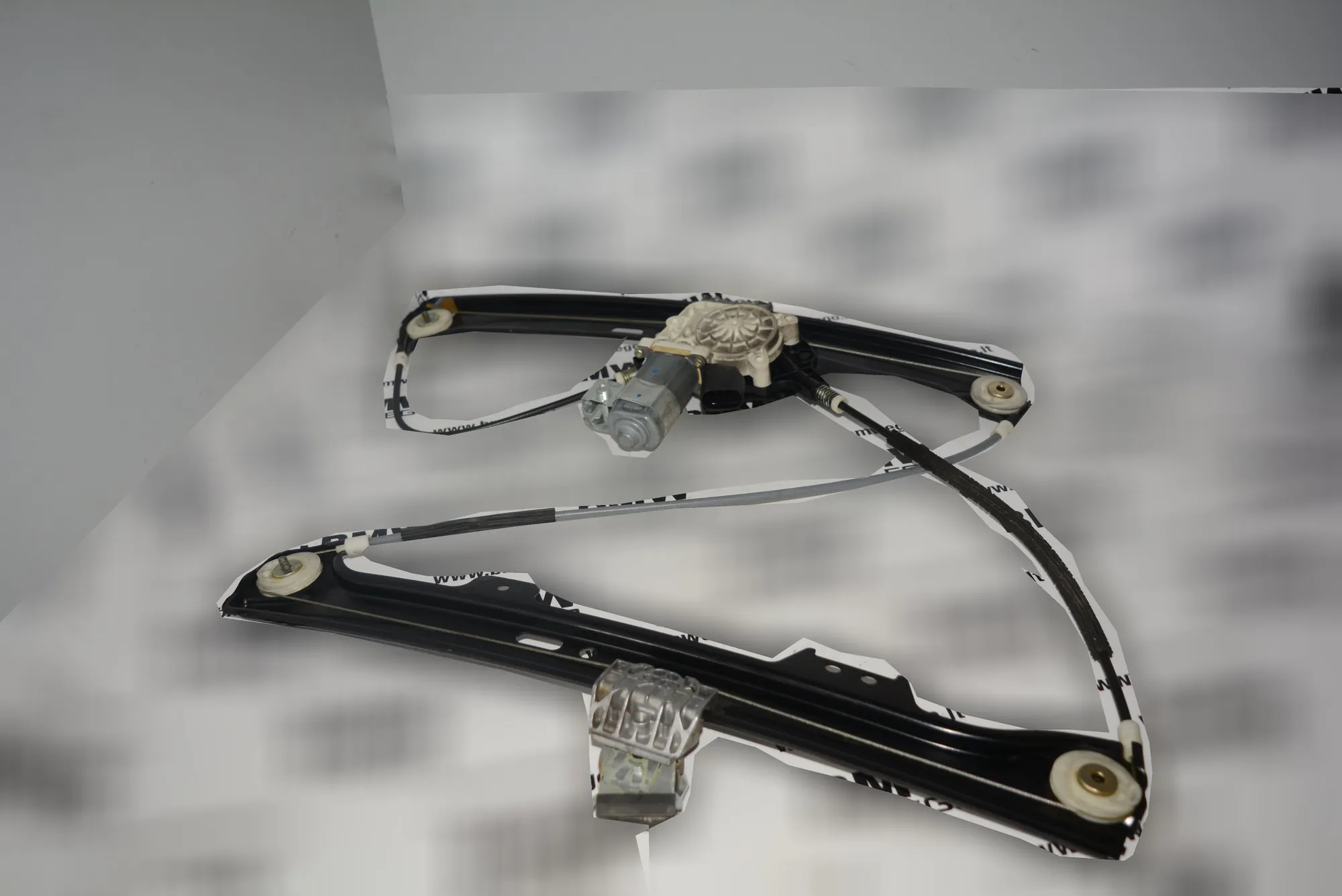 Front Left Door Window Regulator – OEM 7075667 · BMW 5 (E60) 530 d 2003 – 4