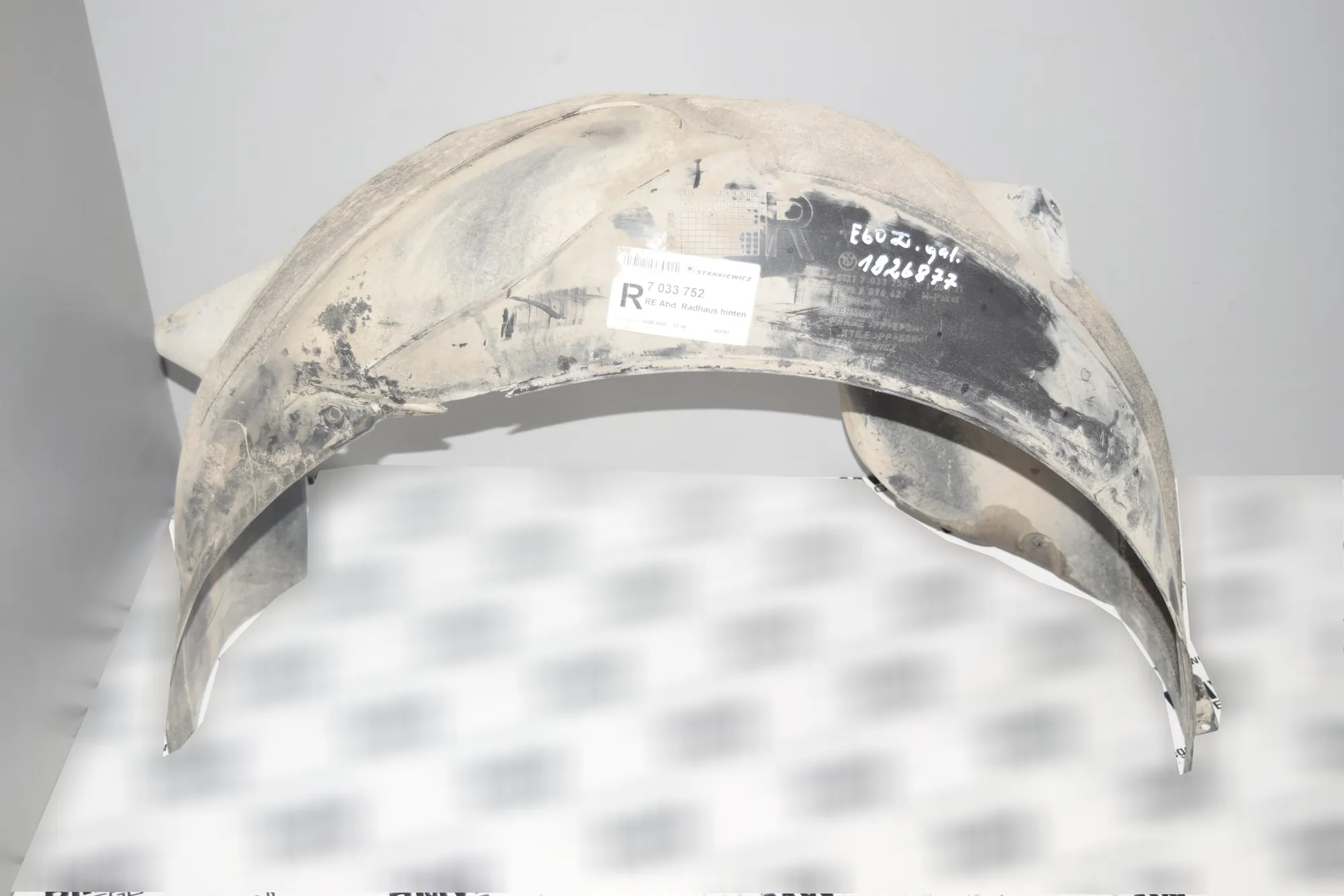 Rear Right Arch Liner – OEM 7033752 · BMW 5 (E60) 530 d 2003 – 3