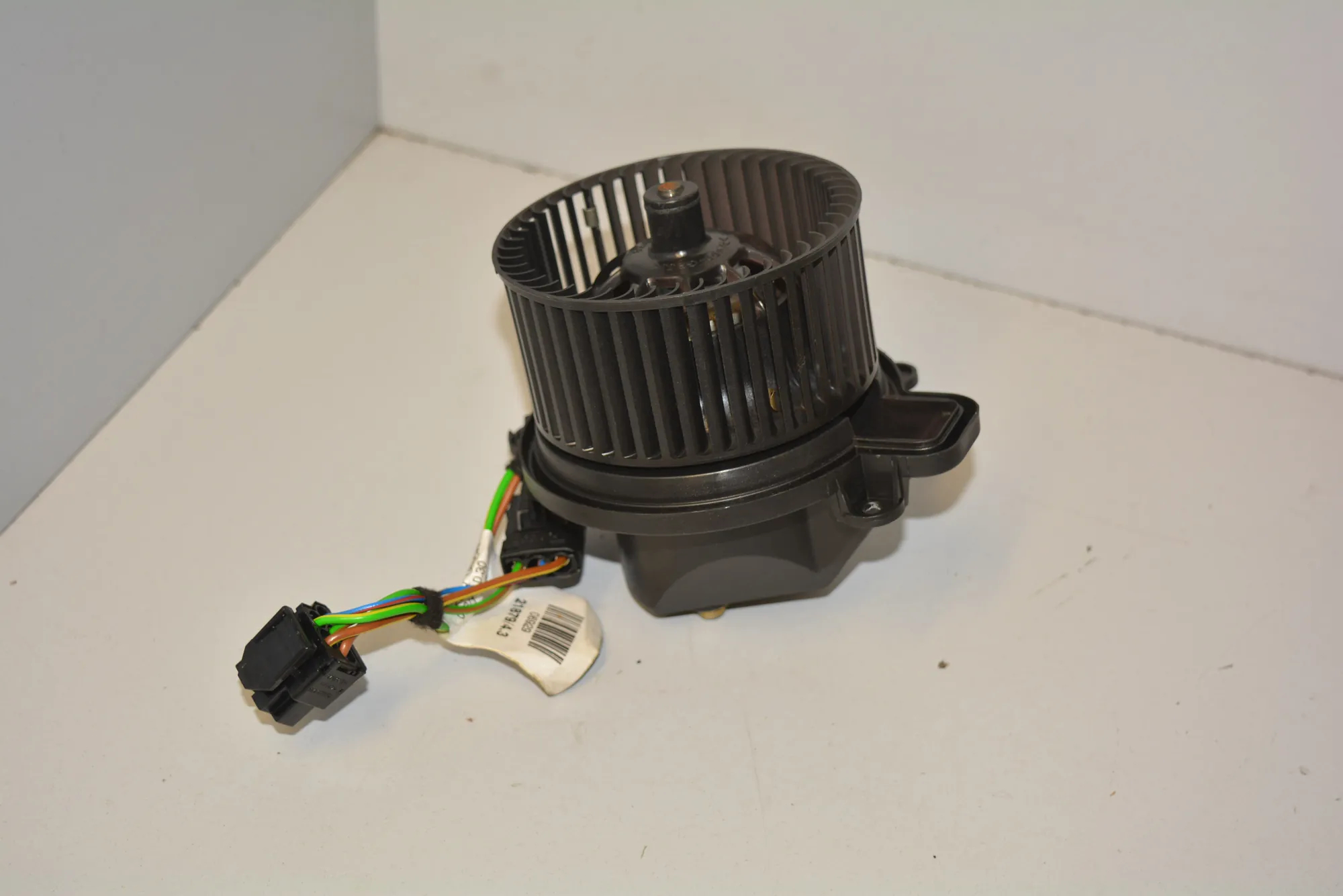 Interior Heater – OEM 06929 · BMW X5 (E53) 4.4 i 2002 – 9